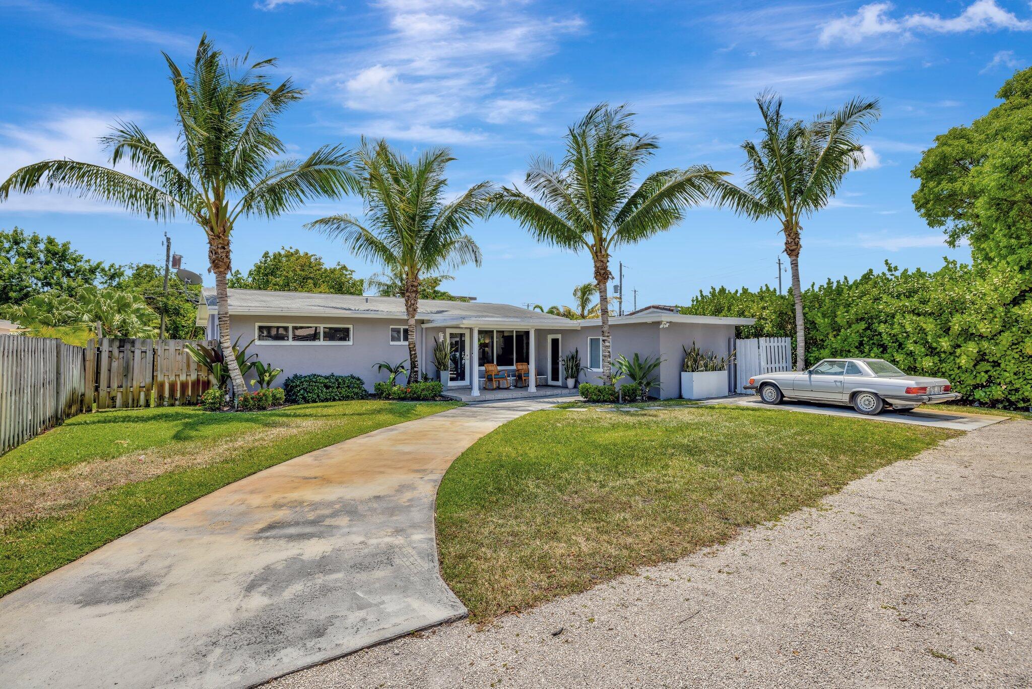 3BR – SingleFamilyResidence at 14 NE 26 Court