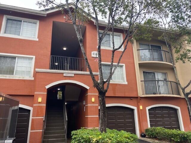 3BR – Condominium at 4167 N Haverhill Road #1107