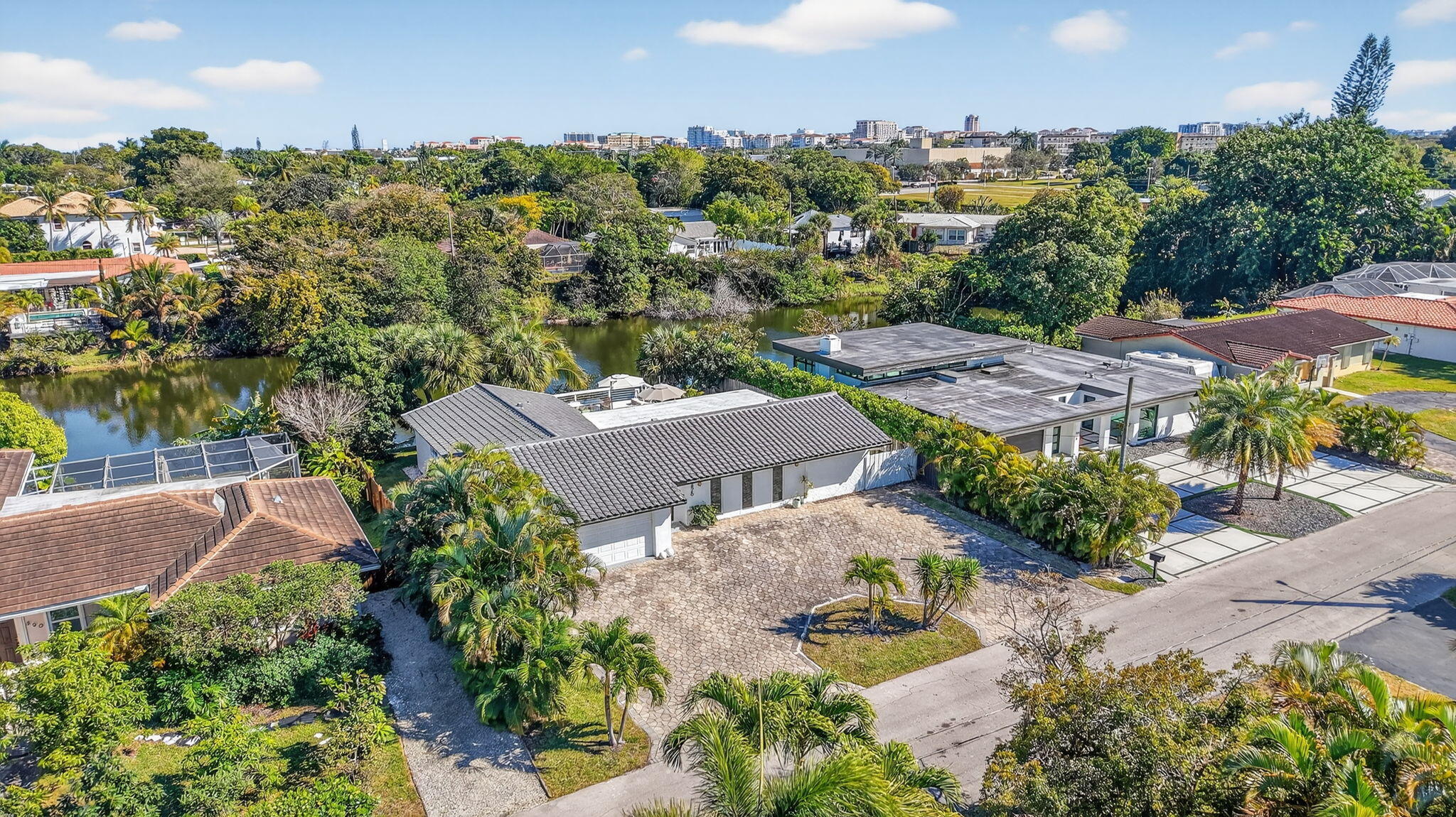 4BR – SingleFamilyResidence at 876 NW 6th Avenue