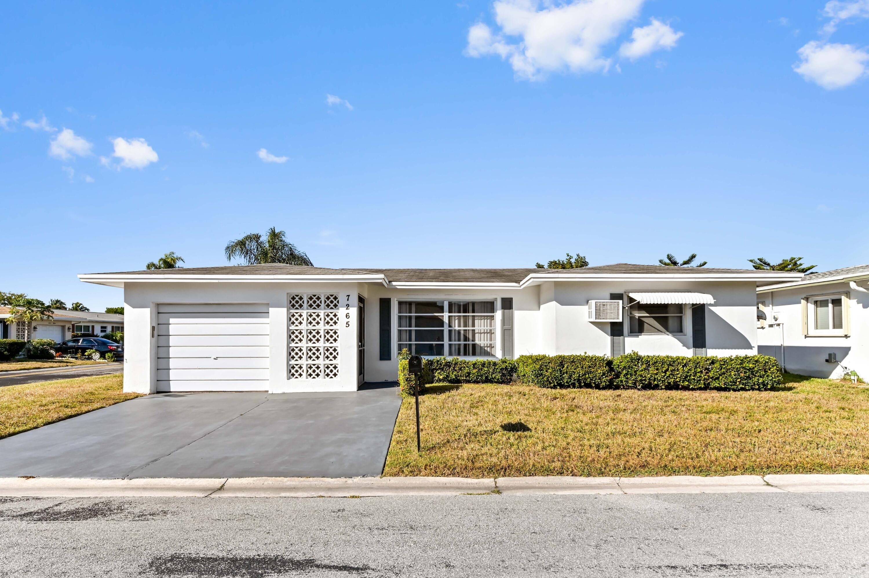 2BR – SingleFamilyResidence at 7265 NW 6th Court