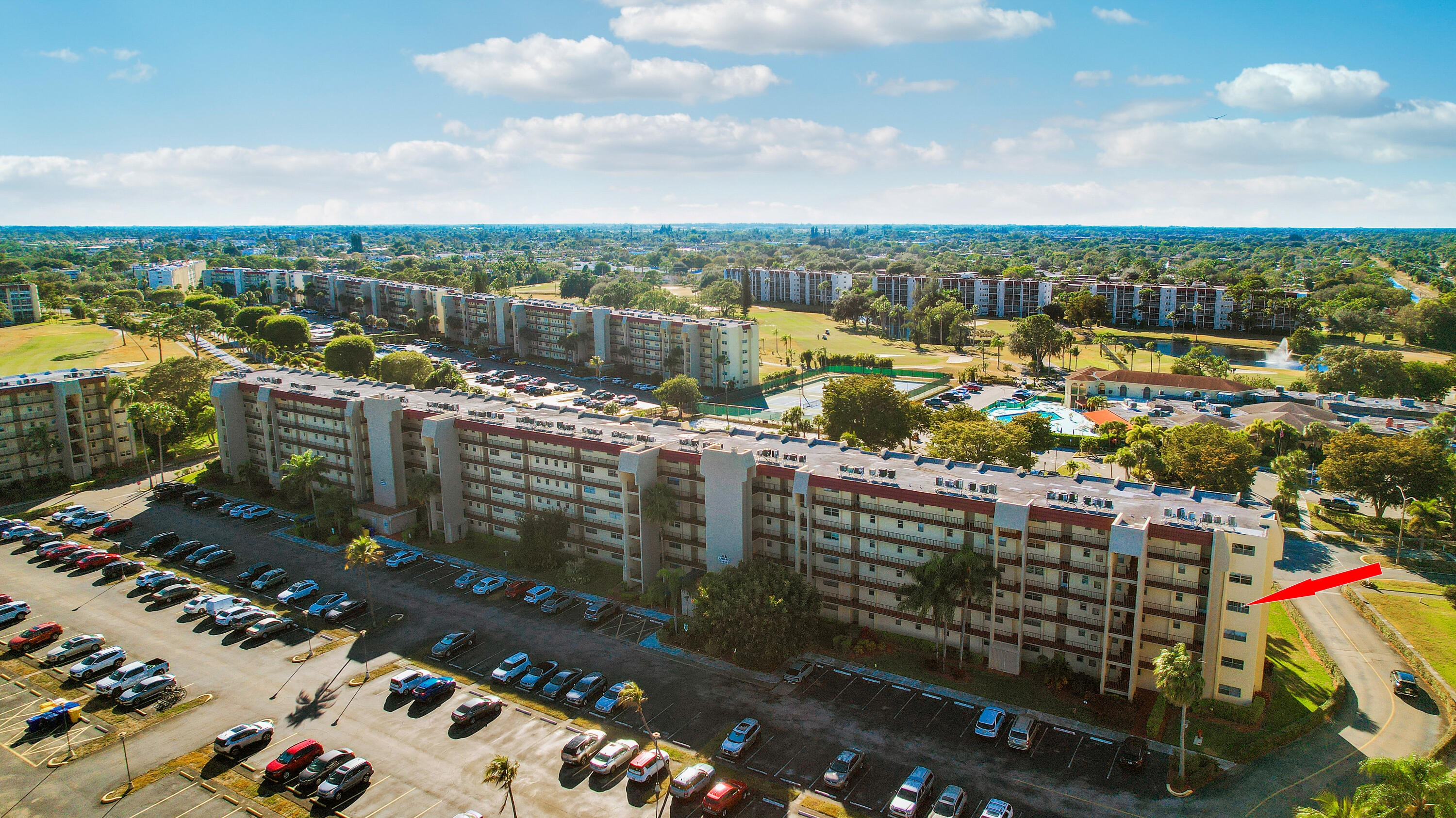 2BR – Condominium at 3590 Via Poinciana #416