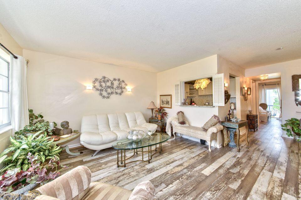 1BR – Condominium at 59 Bedford C