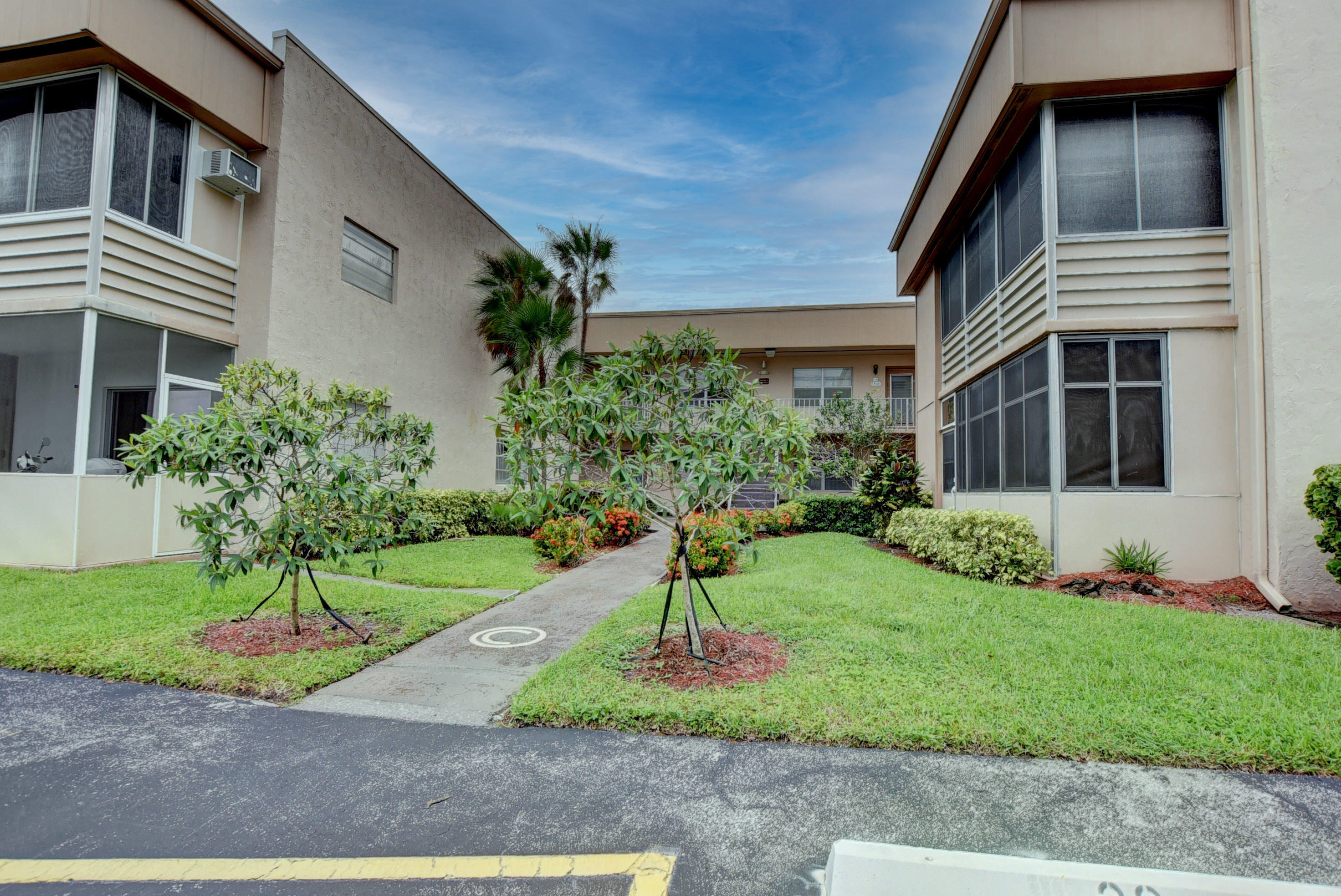2BR – Condominium at 138 Flanders C