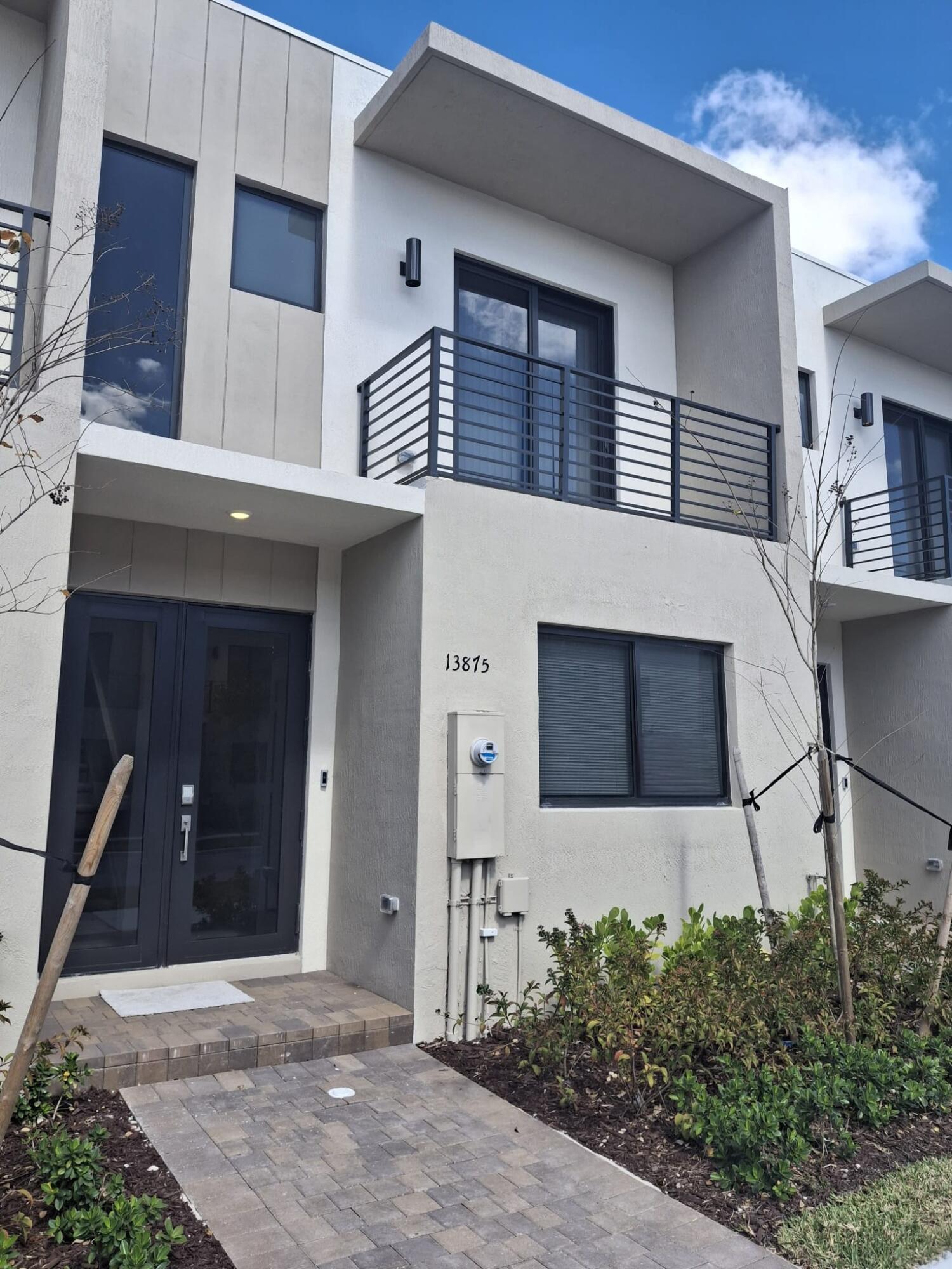 4BR – Townhouse at 13875 SW 261 Terrace