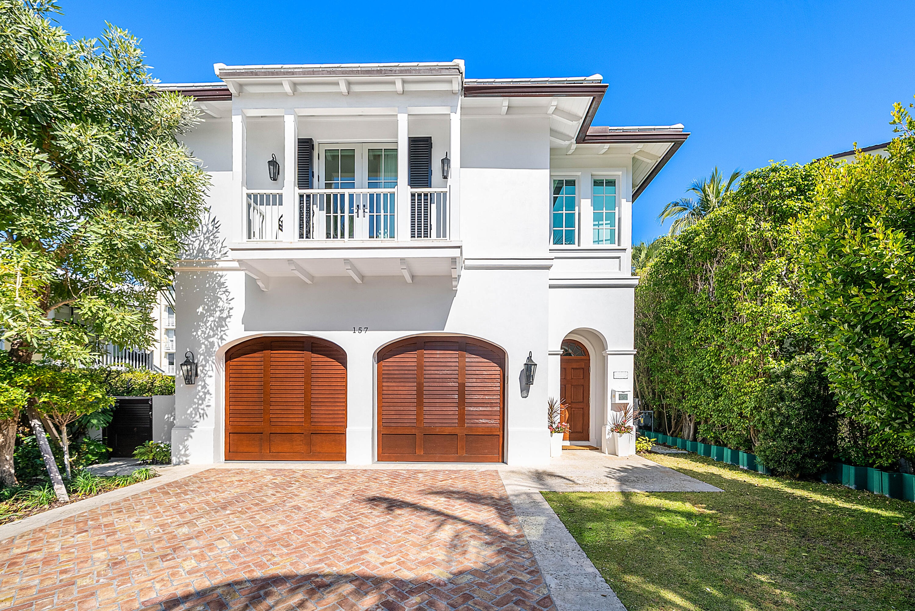 4BR – SingleFamilyResidence at 157 Peruvian Avenue