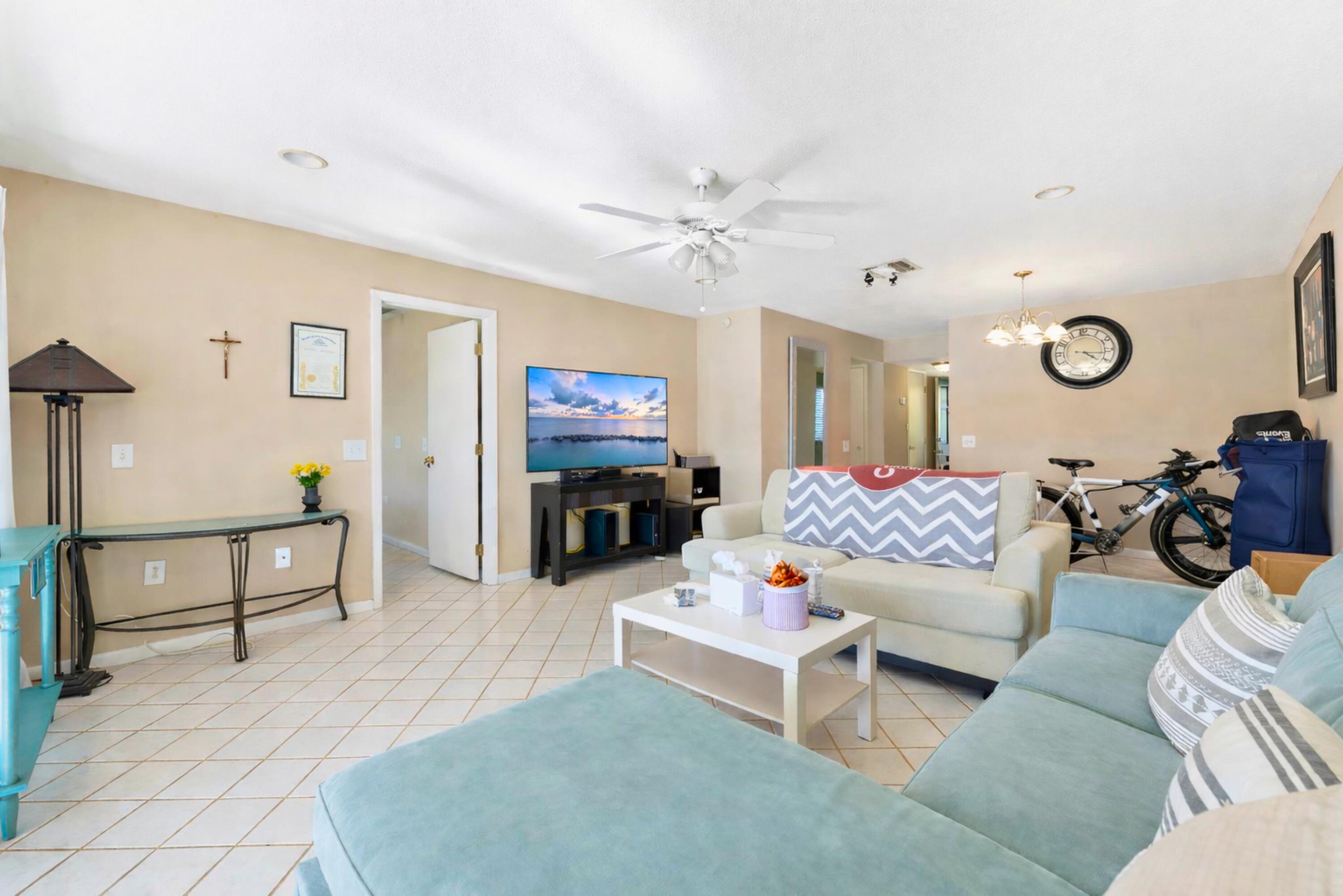 2BR – Condominium at 4266 Deste Court #307