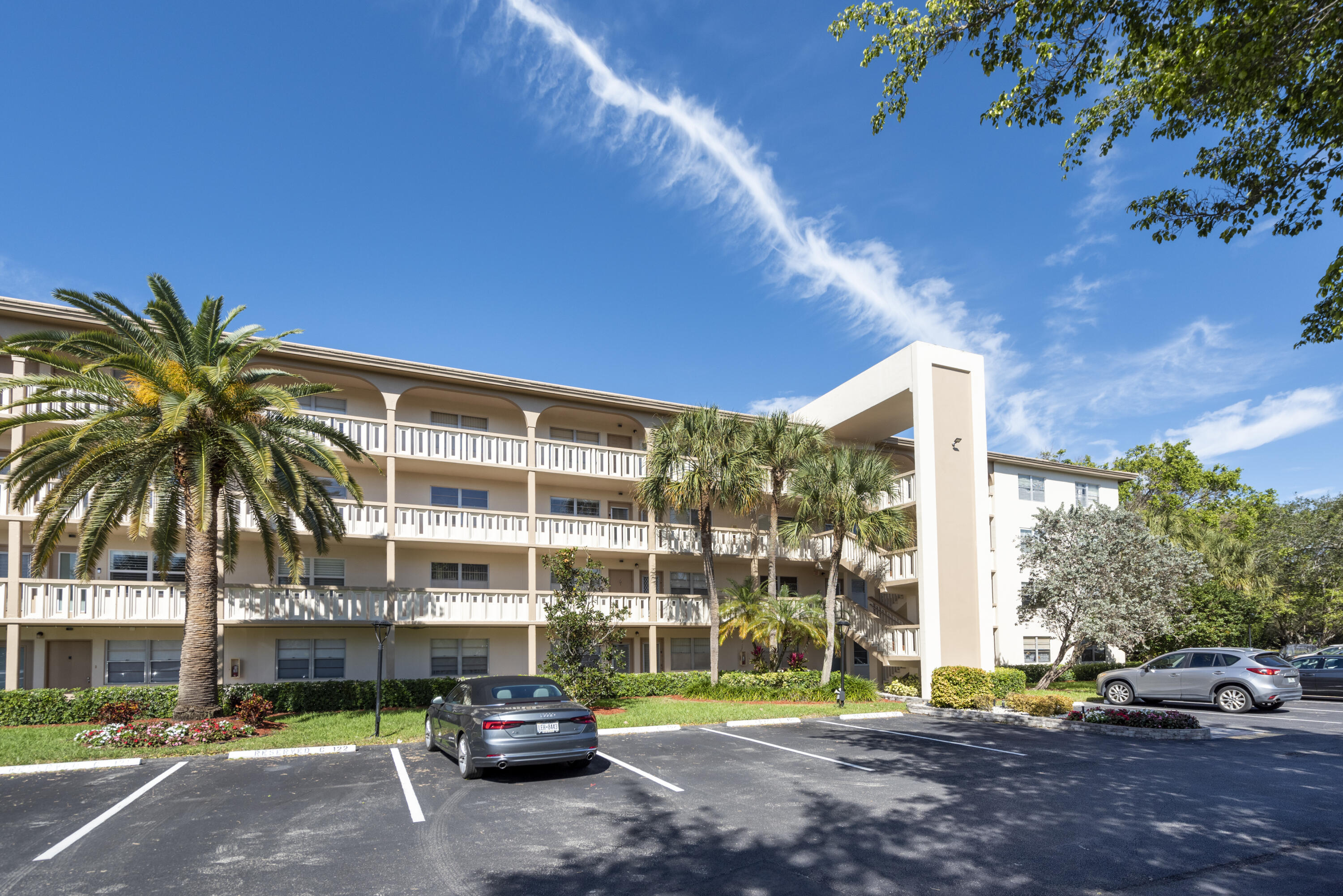 2BR – Condominium at 2303 Lucaya Lane #N3
