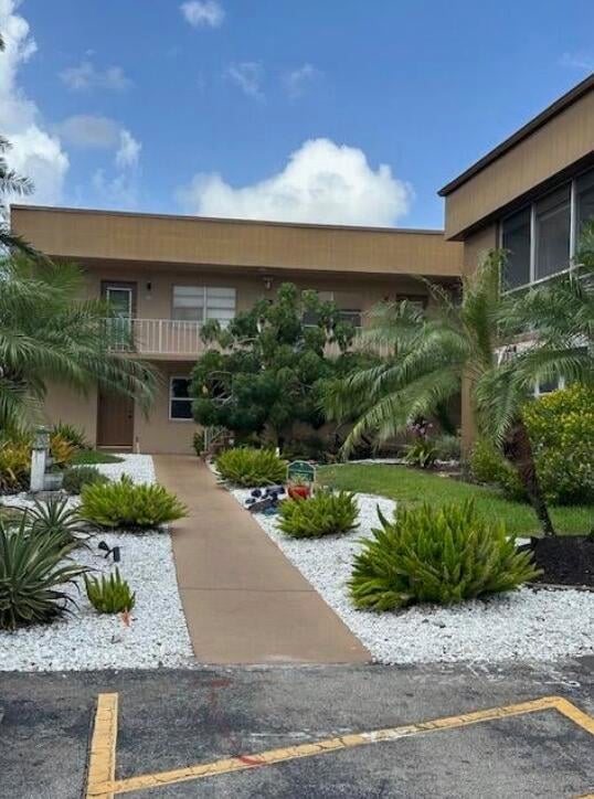 2BR – Condominium at 29 Flanders A