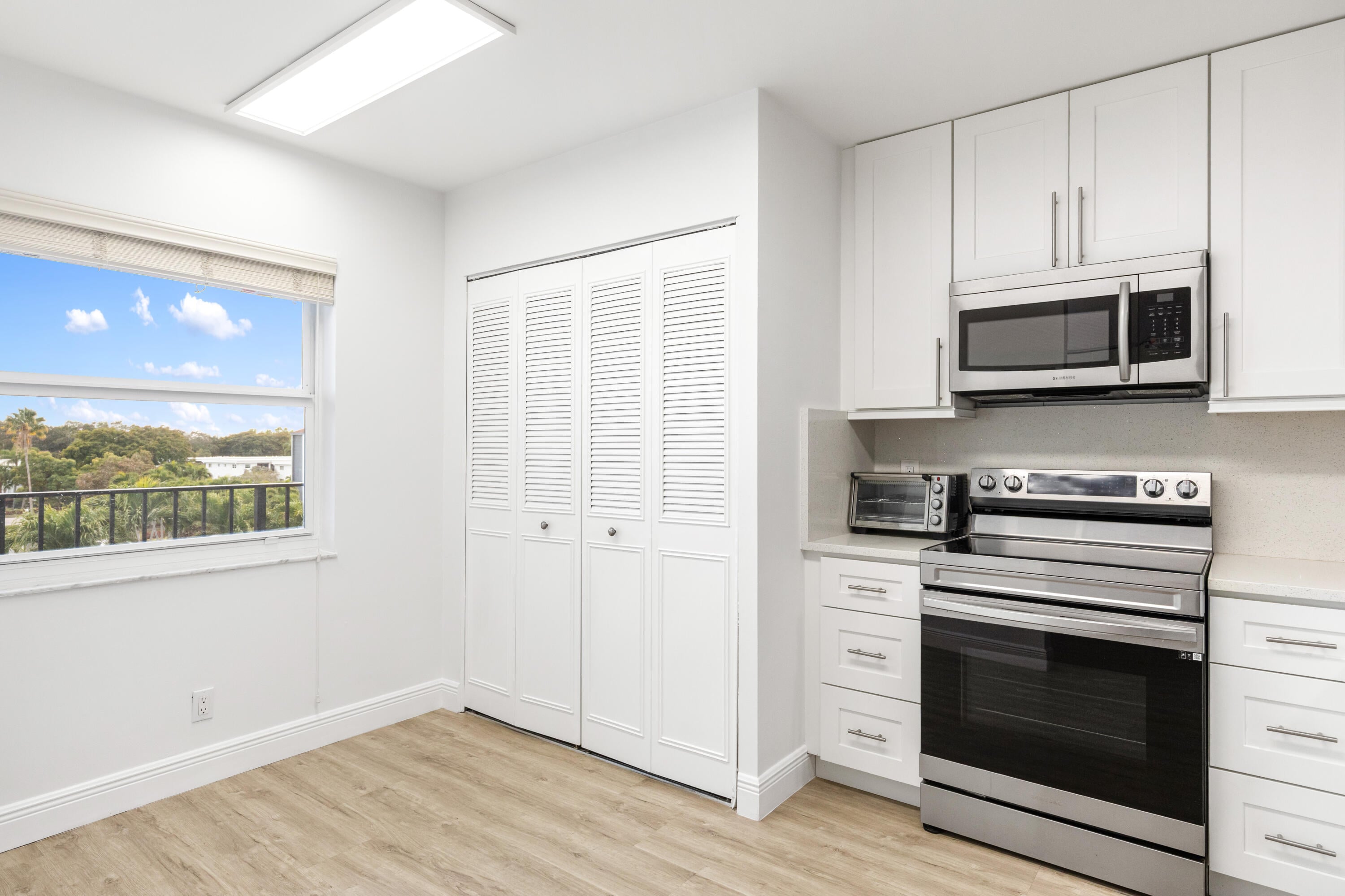 2BR – Condominium at 6650 S Oriole Boulevard #4080