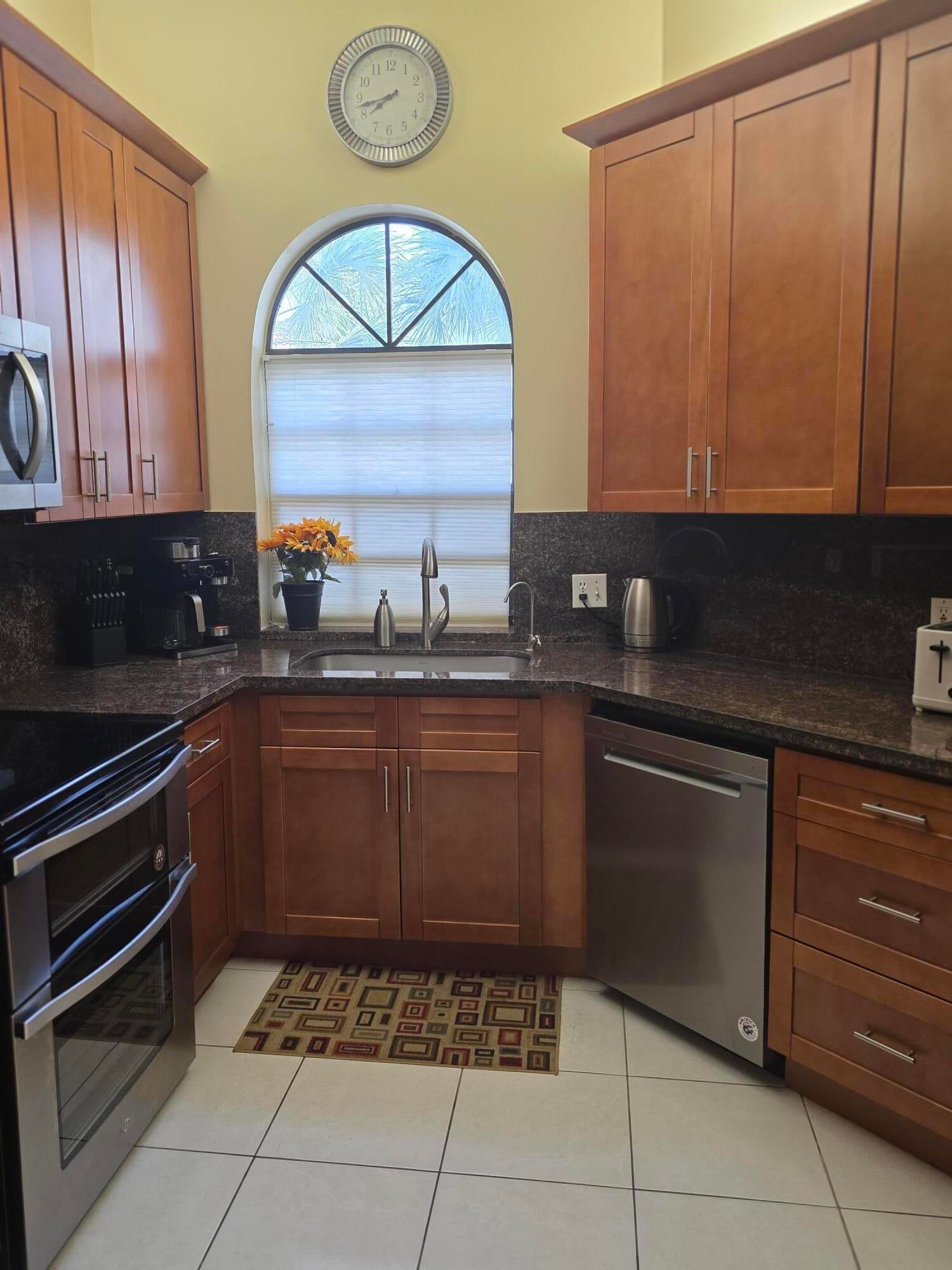 3BR – Condominium at 5243 Europa Drive #N