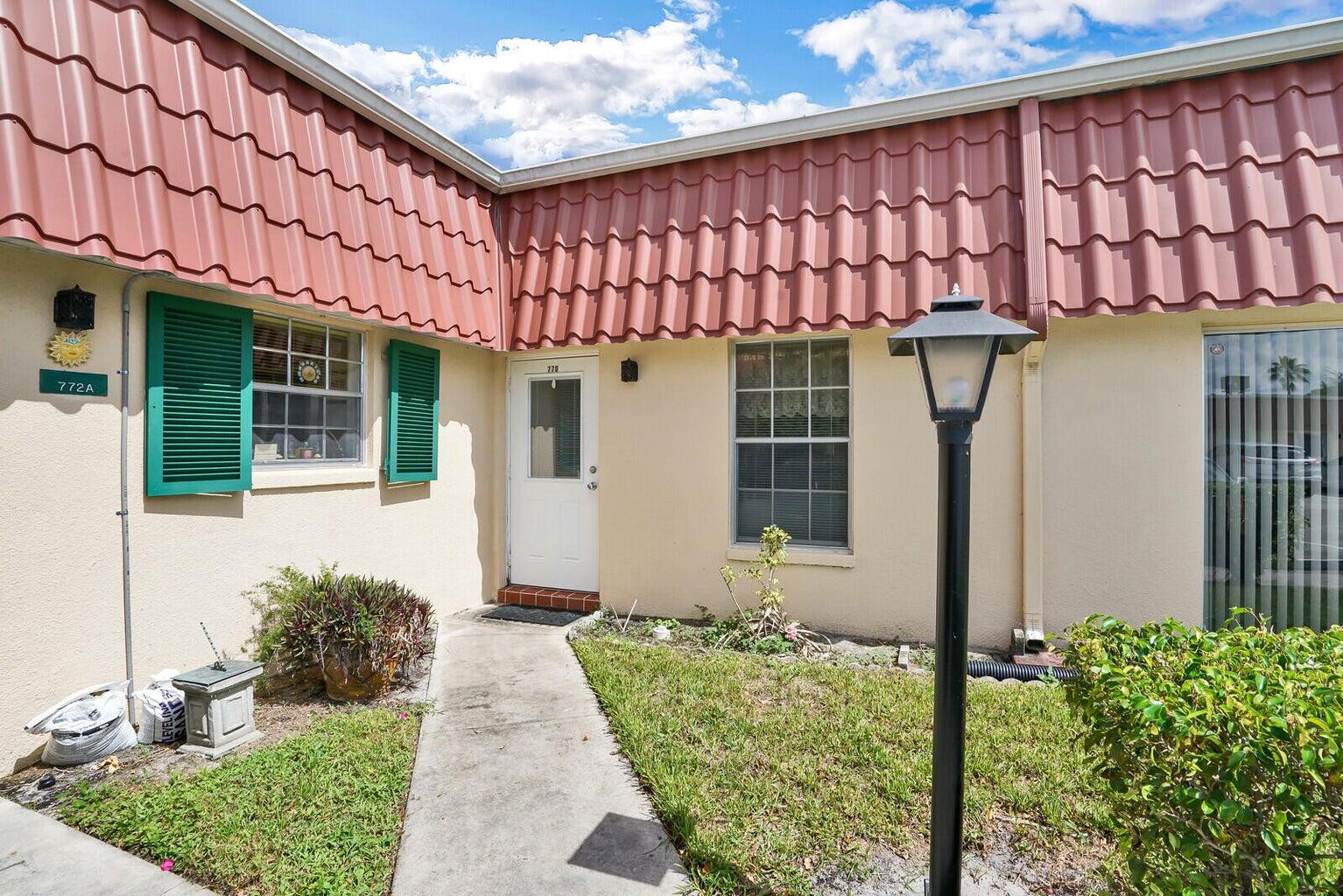 2BR – Condominium at 770 Nantucket Circle