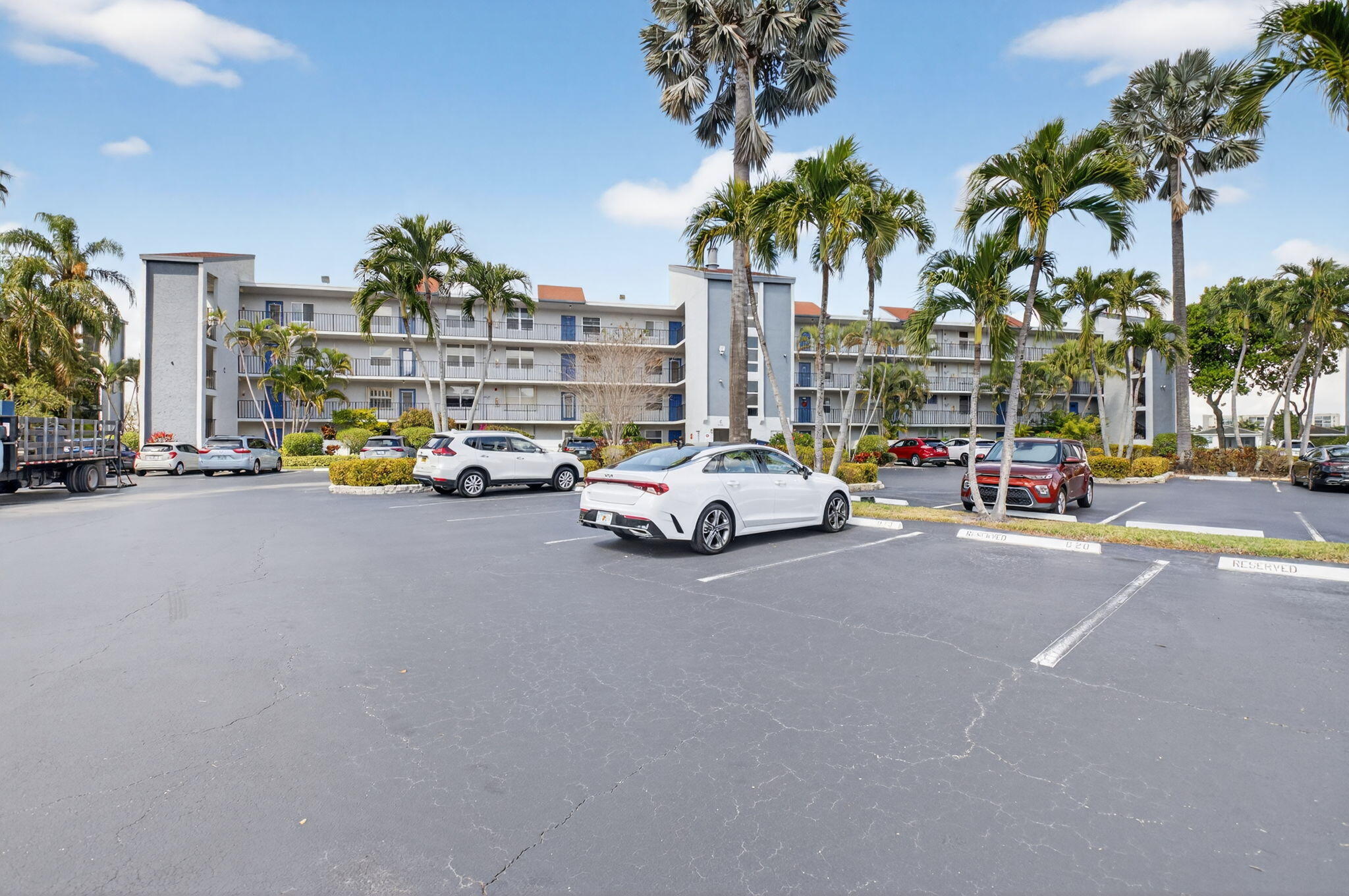 2BR – Condominium at 14747 Cumberland Drive #2020