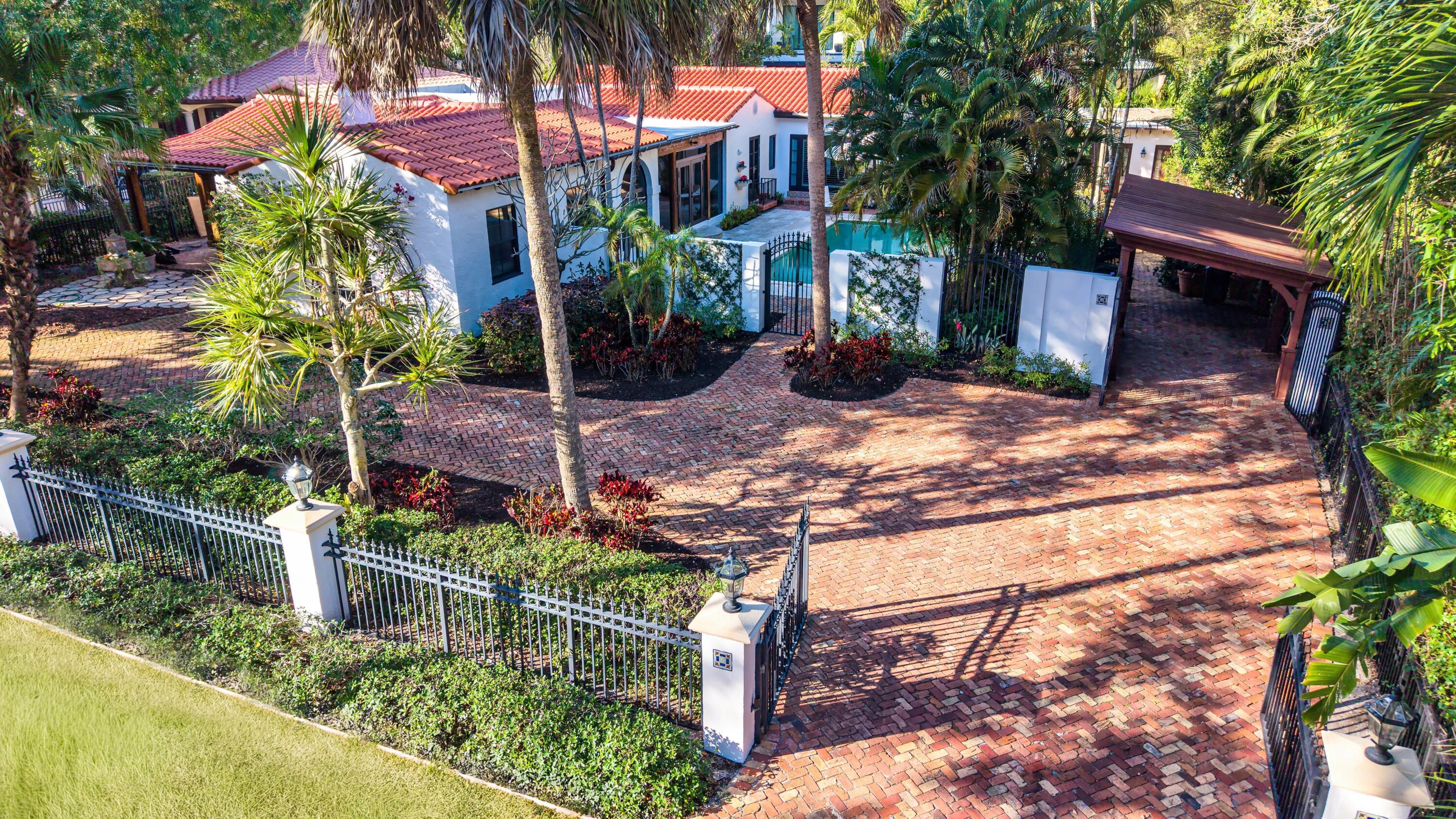 4BR – SingleFamilyResidence at 755 Alamanda Street