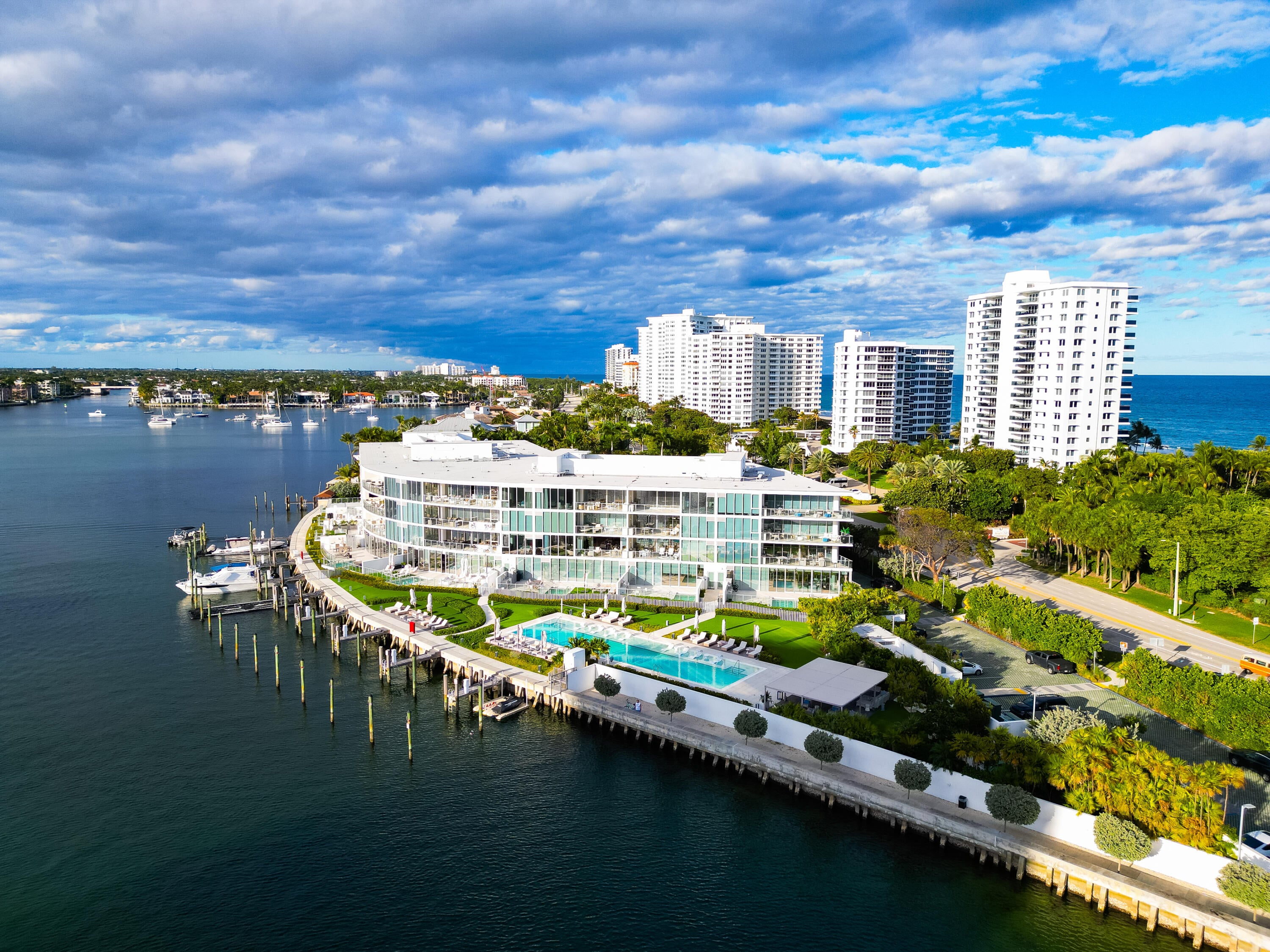 3BR – Condominium at 725 S Ocean Boulevard #206