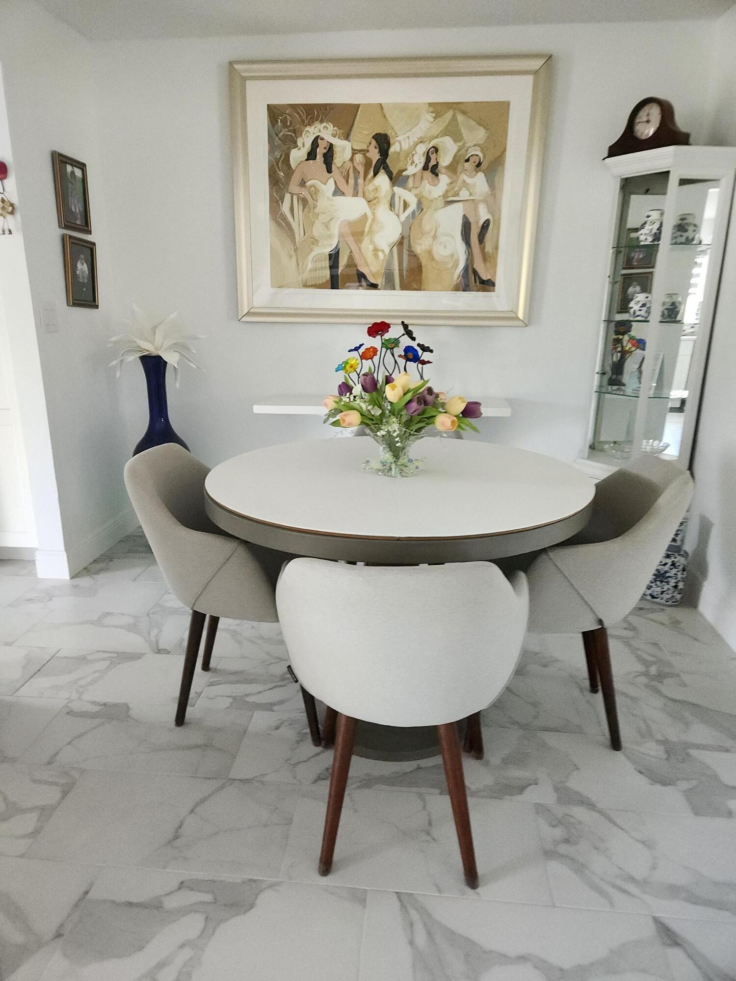 2BR – Condominium at 3951 Via Poinciana #214