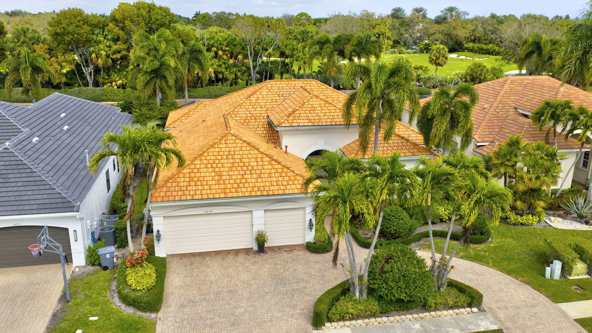 3BR – SingleFamilyResidence at 6629 Grande Orchid Way