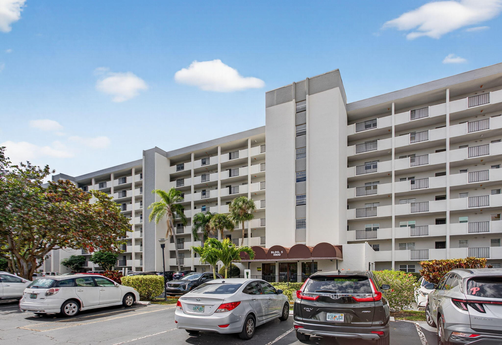 3BR – Condominium at 5900 NW 44th Street #115