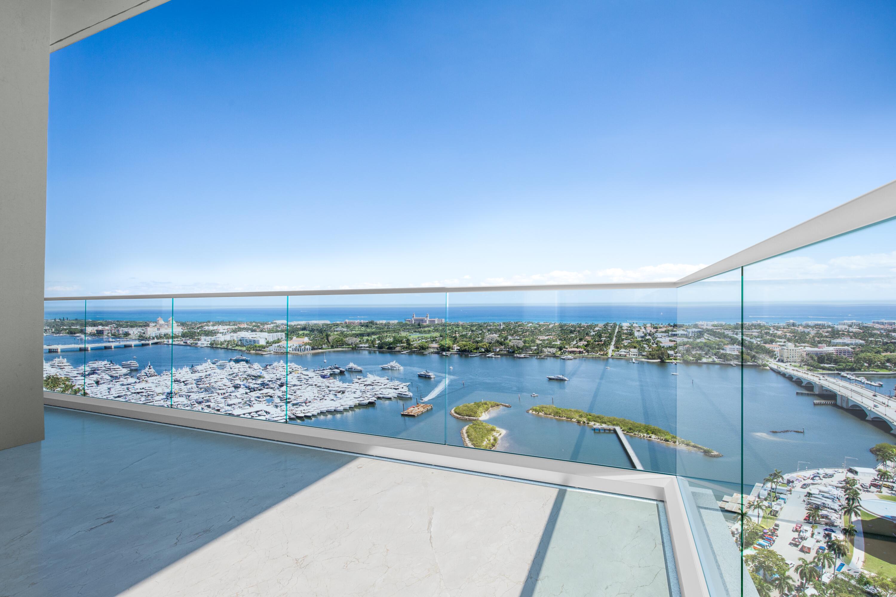 4BR – Condominium at 525 S Flagler Drive #20b/c