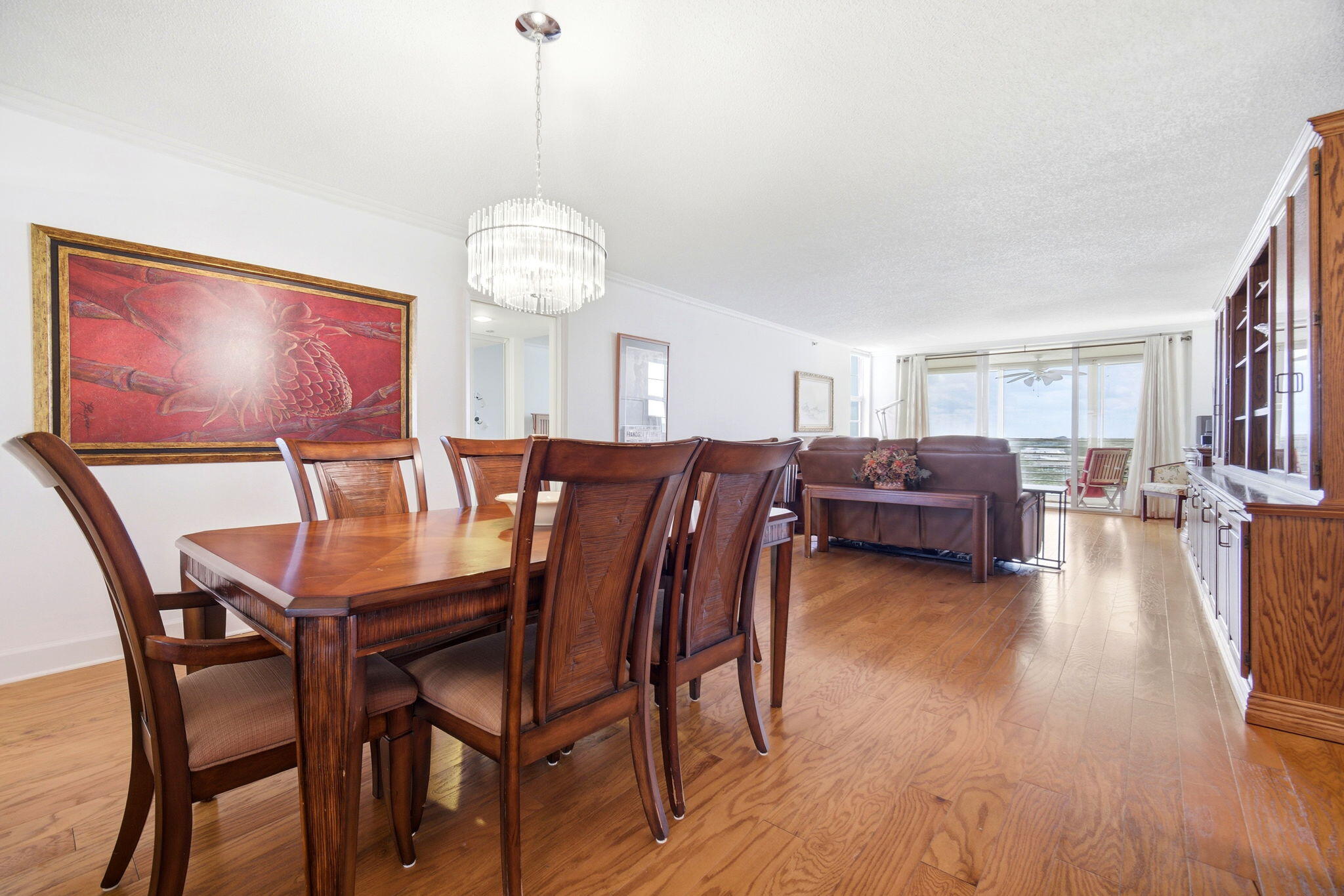 3BR – Condominium at 3507 Oaks Way #911
