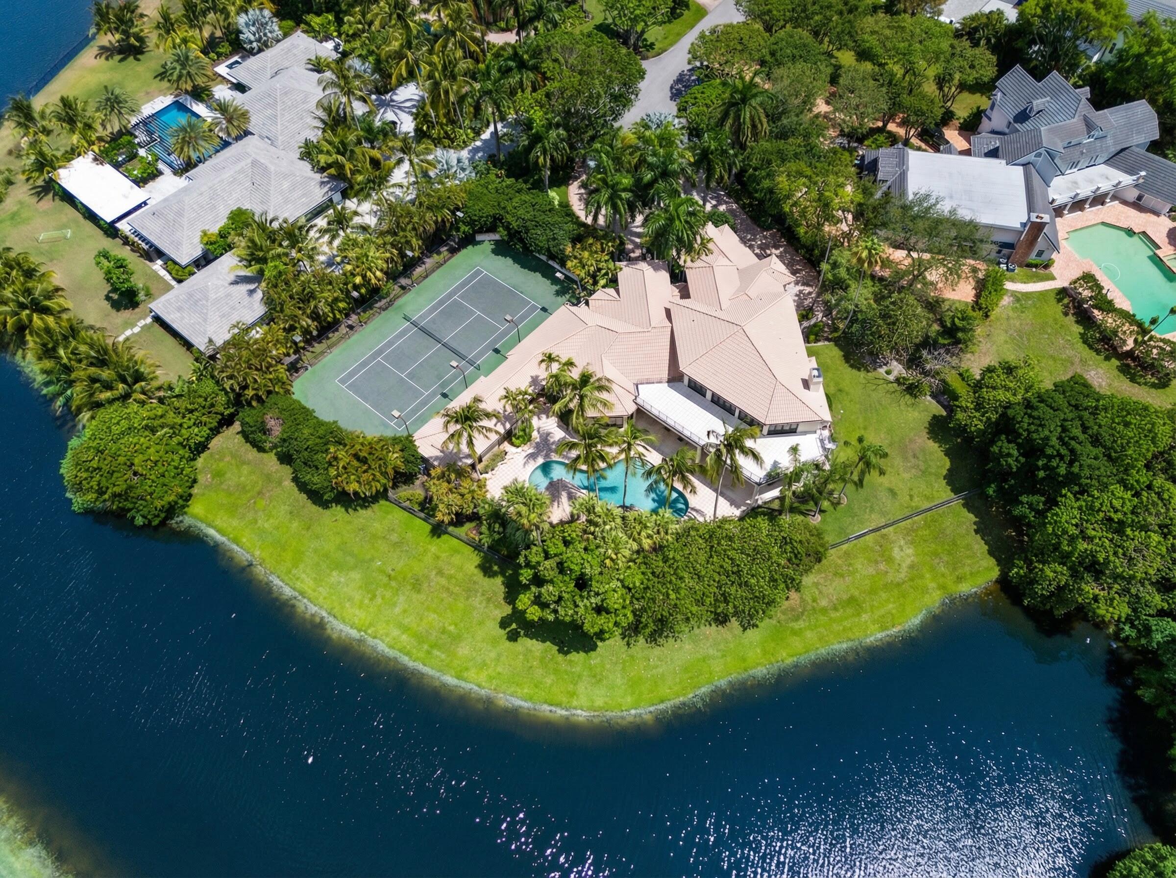 7BR – SingleFamilyResidence at 18800 Long Lake Drive
