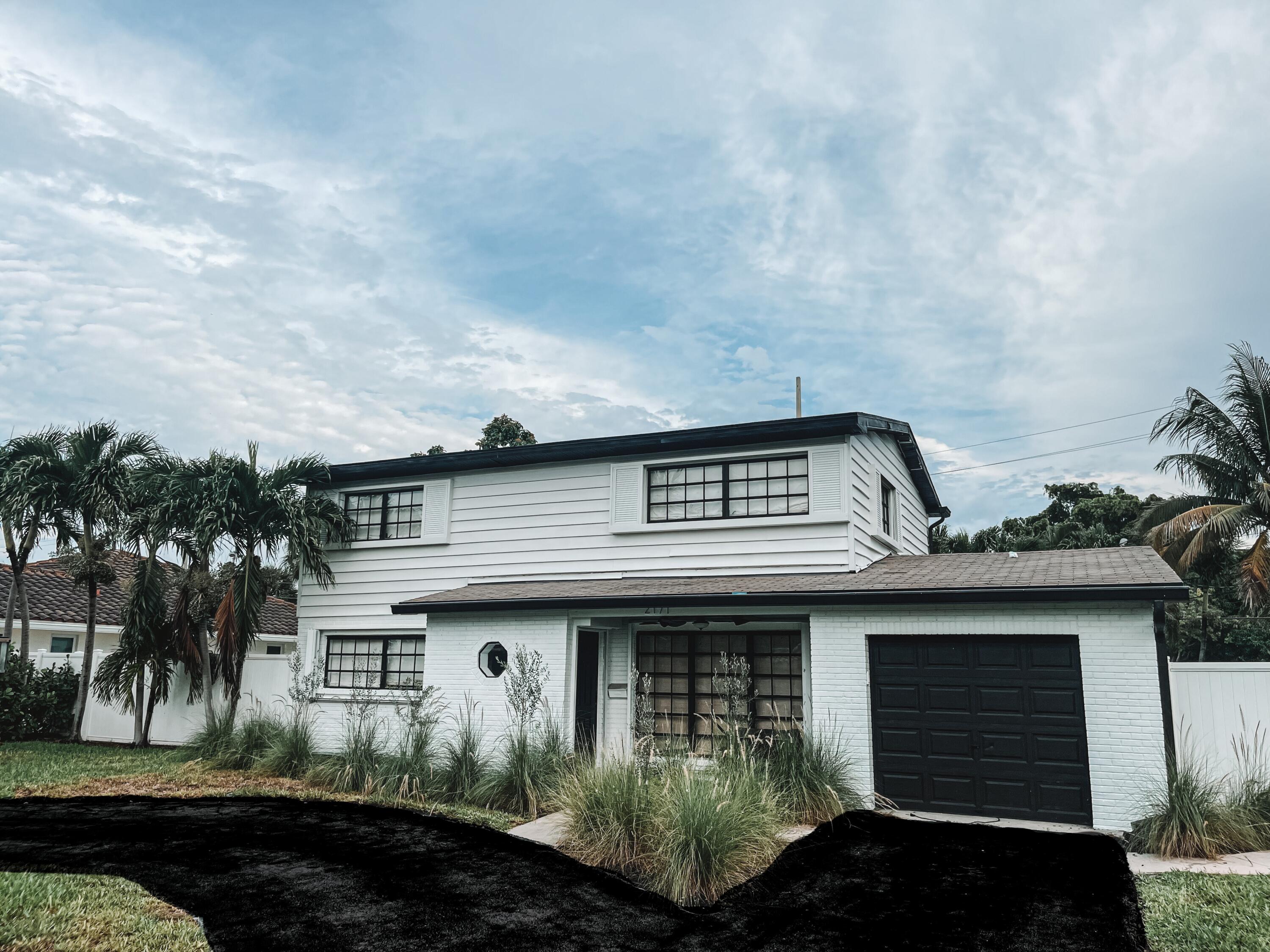4BR – SingleFamilyResidence at 2171 NE 44th Court