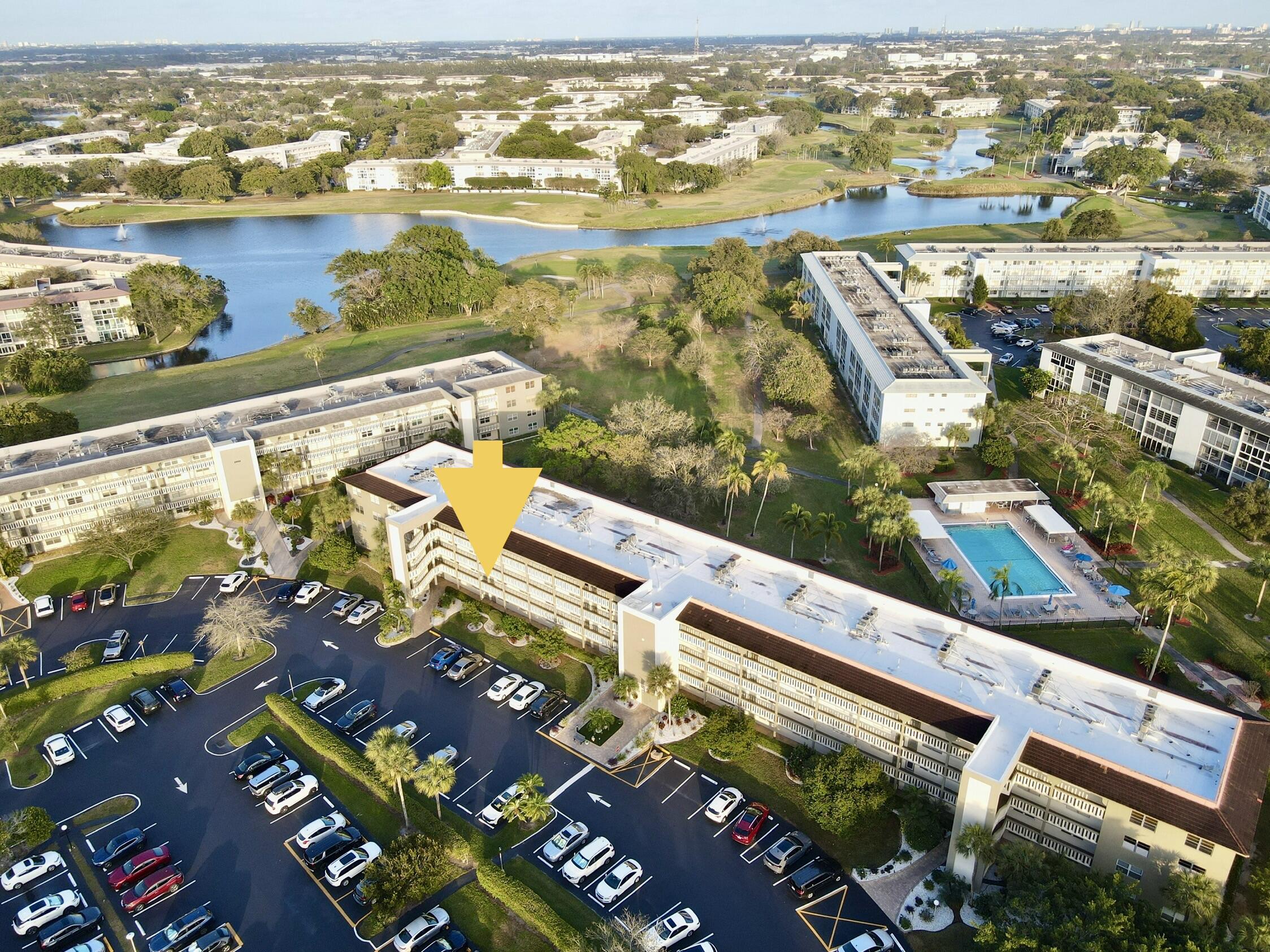 2BR – Condominium at 2901 Victoria Circle #D2