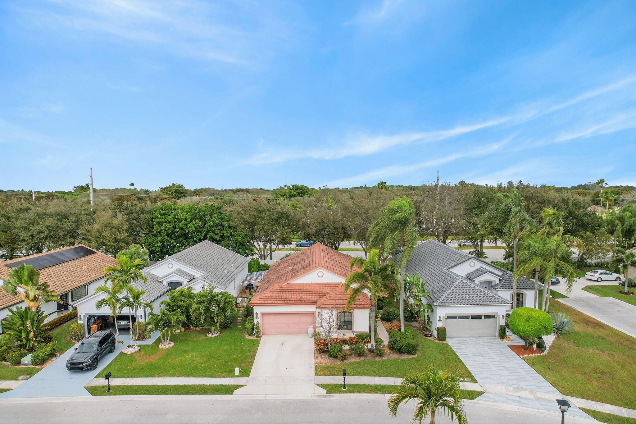 3BR – SingleFamilyResidence at 10056 Lexington Circle N
