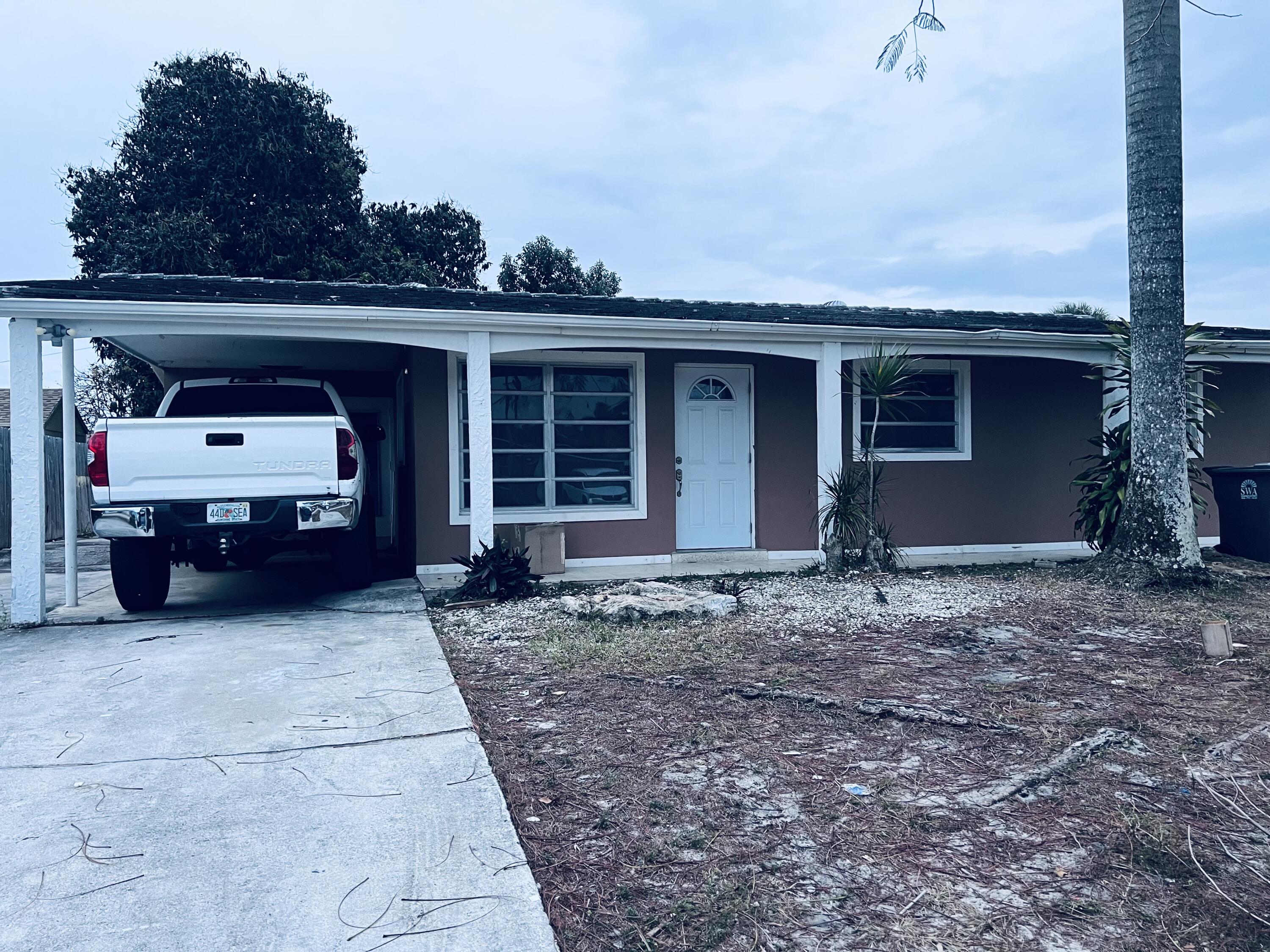 3BR – SingleFamilyResidence at 938 Sarazen Drive