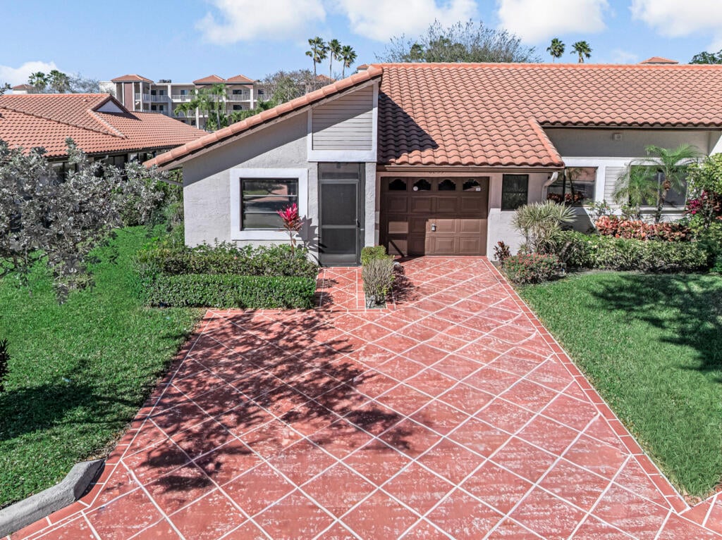 2BR – RES at 6235 Kings Gate Circle
