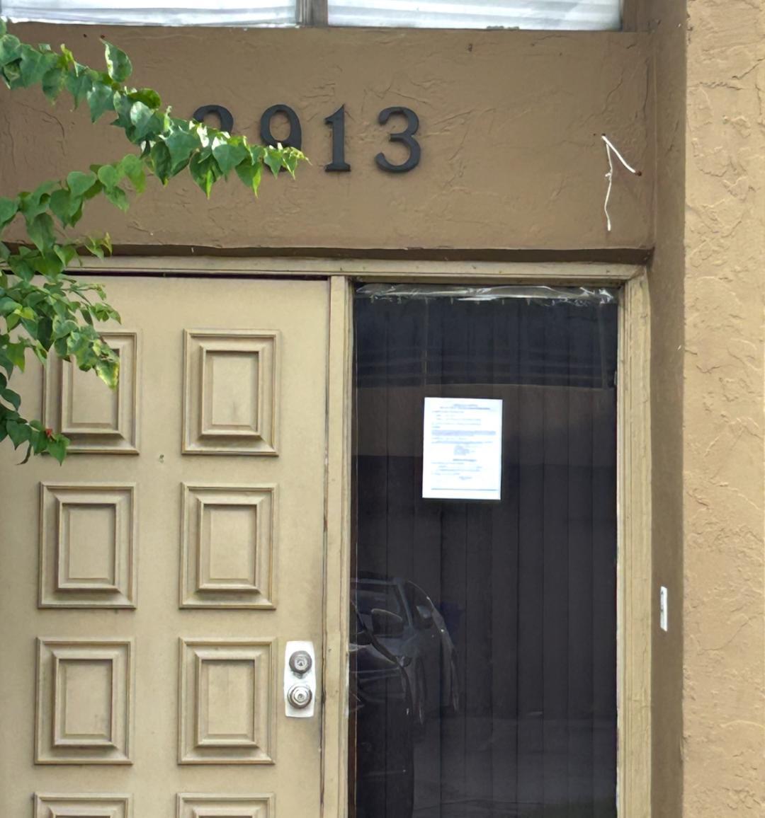 2BR – Townhouse at 2913 W Missionwood Lane #D-11