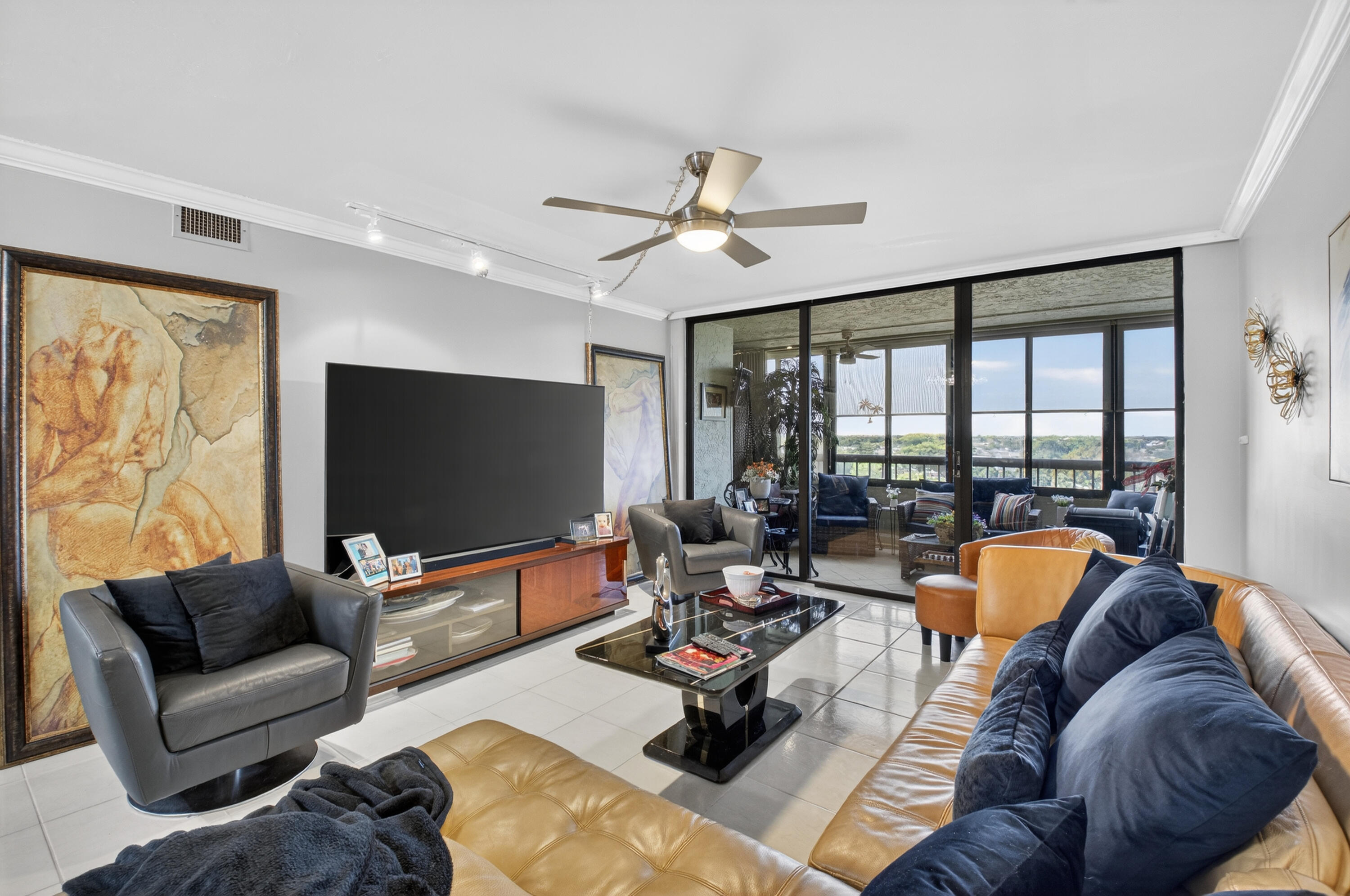 3BR – Condominium at 6372 La Costa Drive #705