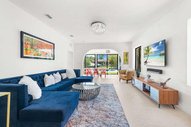 3BR – SingleFamilyResidence at 7820 Hawthorne Avenue