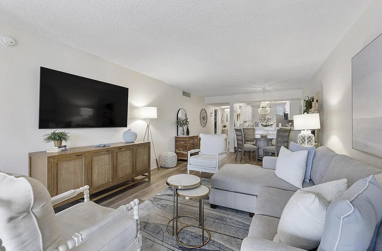 2BR – Condominium at 5722 Coral Lake Drive #210