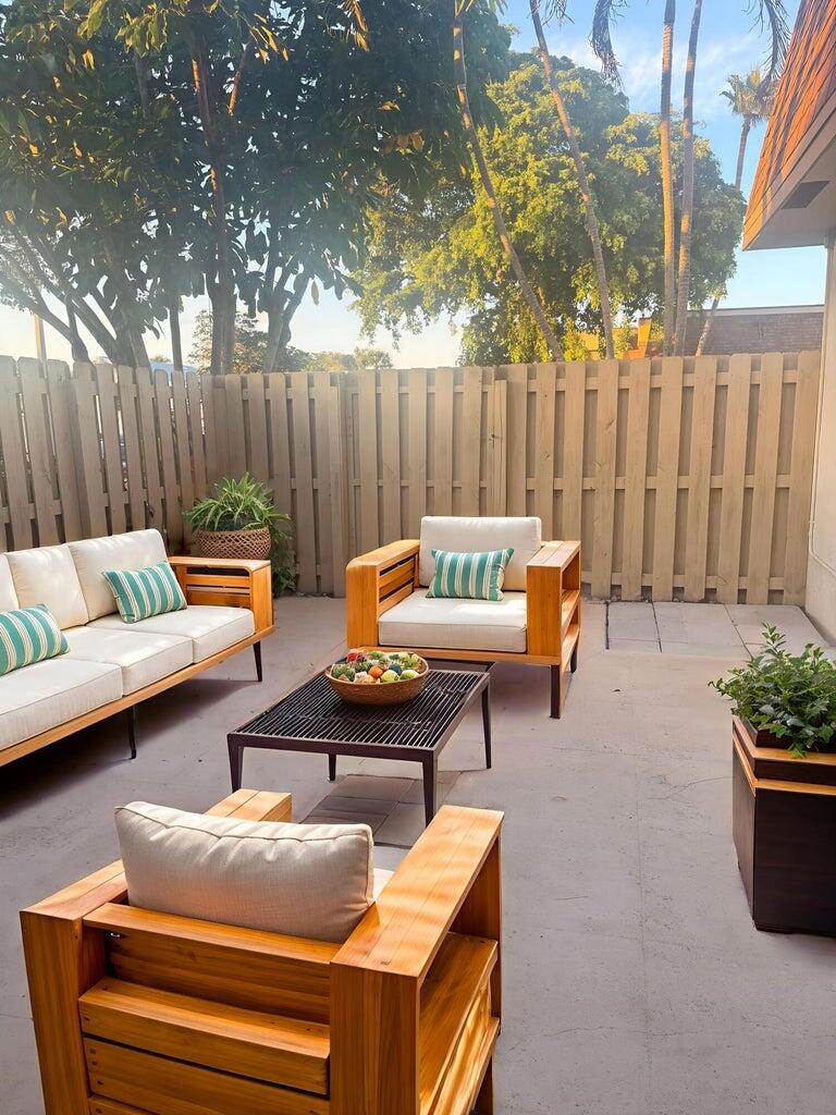 2BR – Townhouse at 2622 NW 7th Court