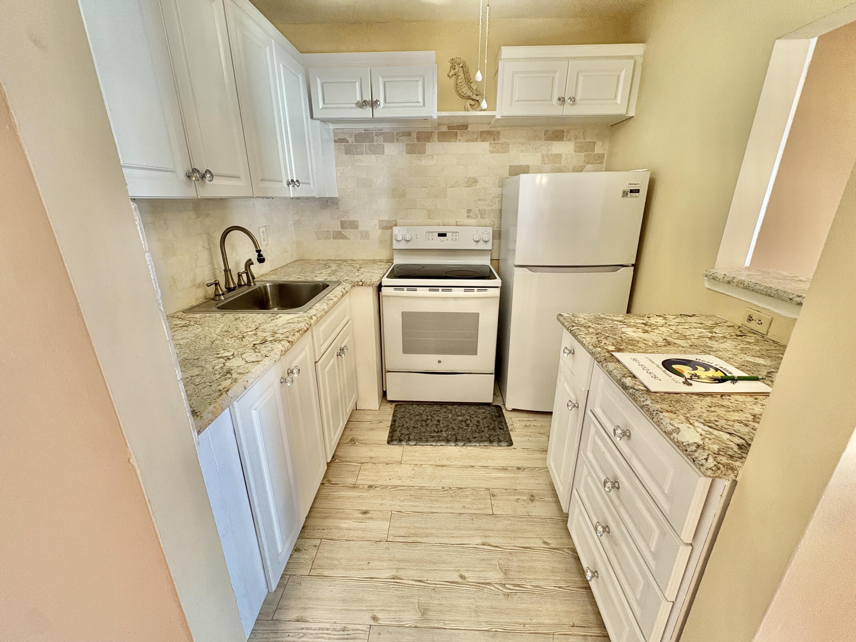 1BR – Condominium at 39 Waltham B
