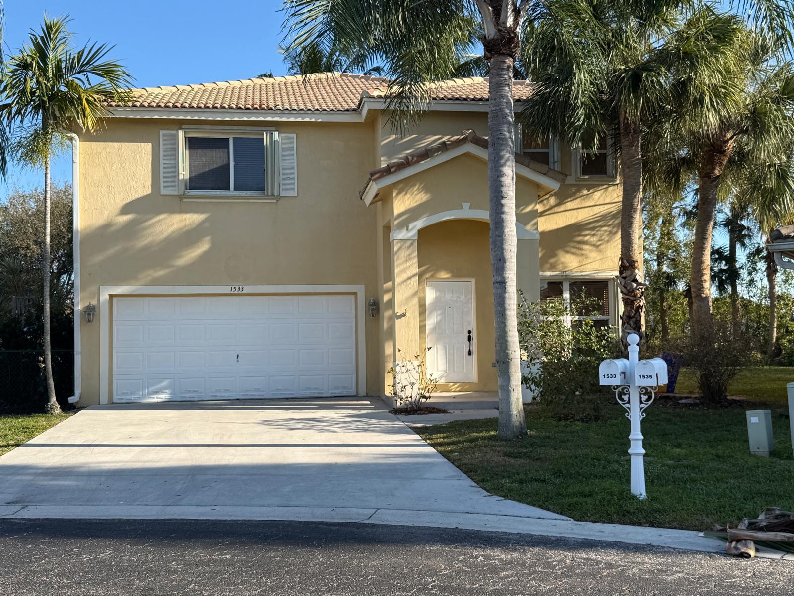 4BR – SingleFamilyResidence at 1533 Rialto Drive