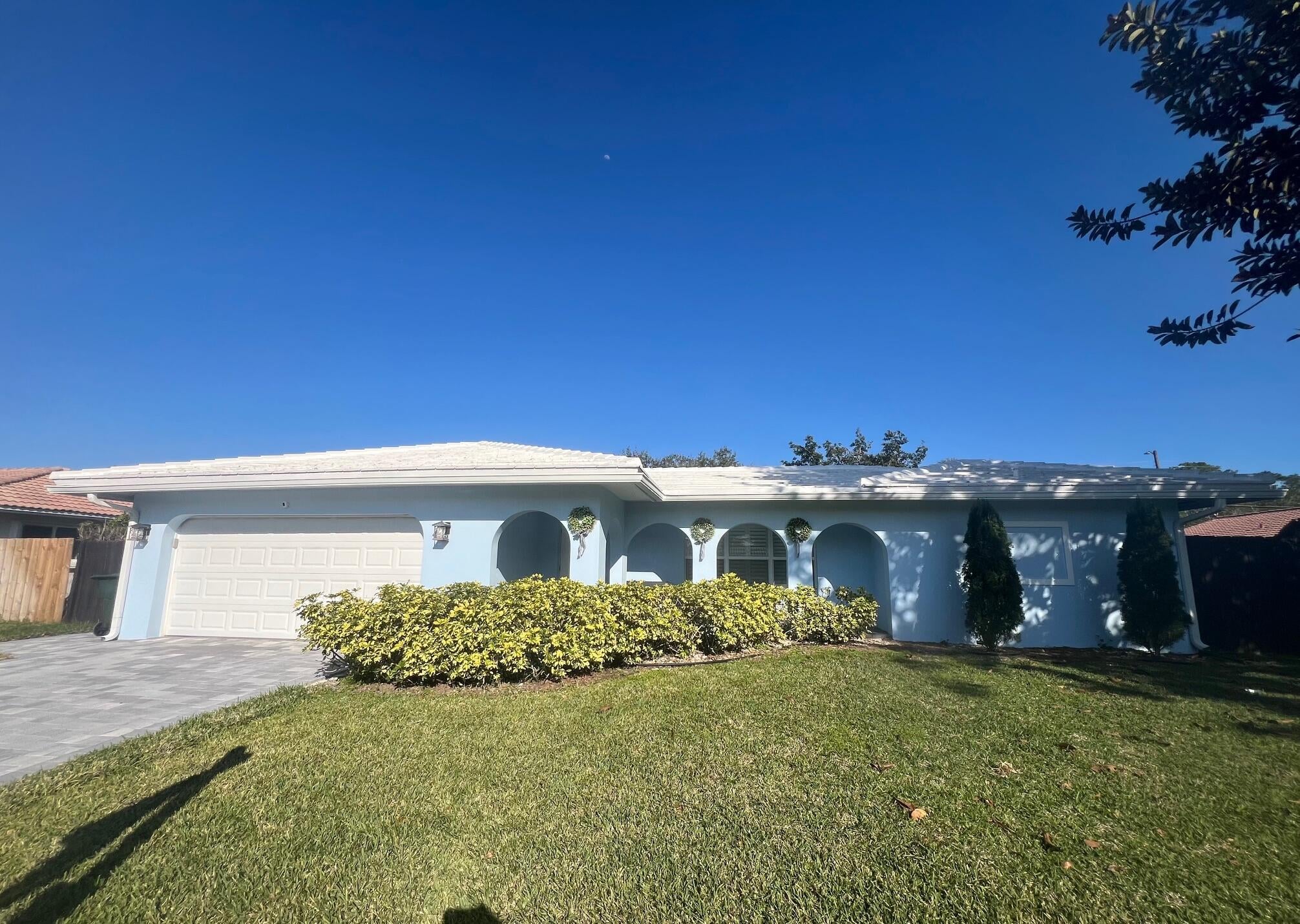 4BR – SingleFamilyResidence at 3244 NW 25th Way