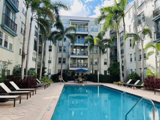 2BR – Condominium at 533 NE 3rd Avenue #204