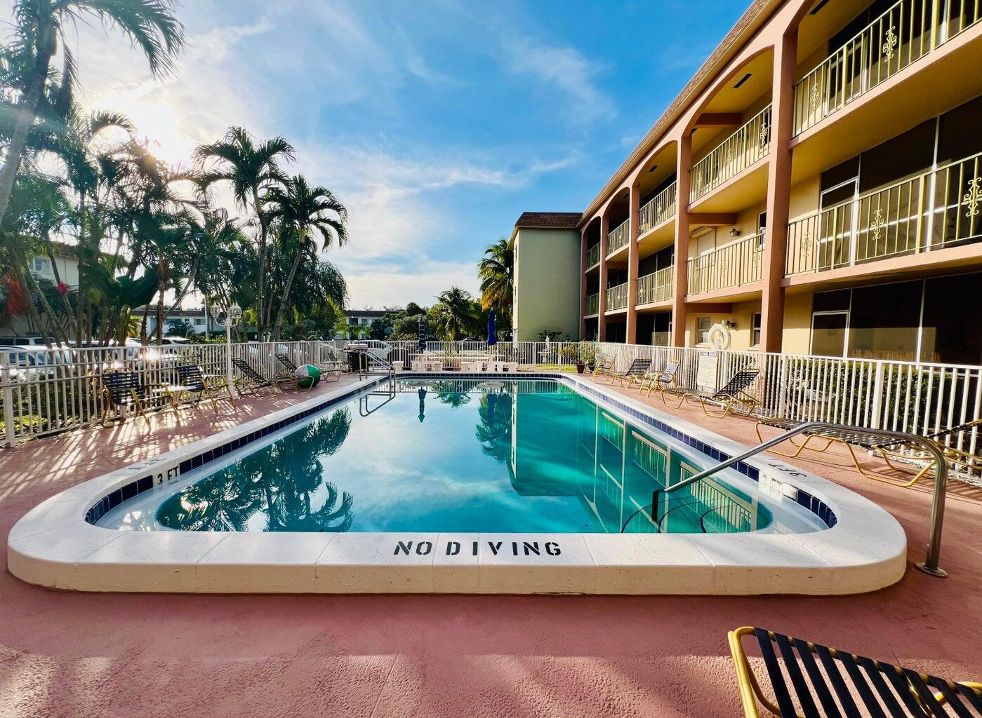 1BR – Condominium at 100 SE 6th Avenue #303