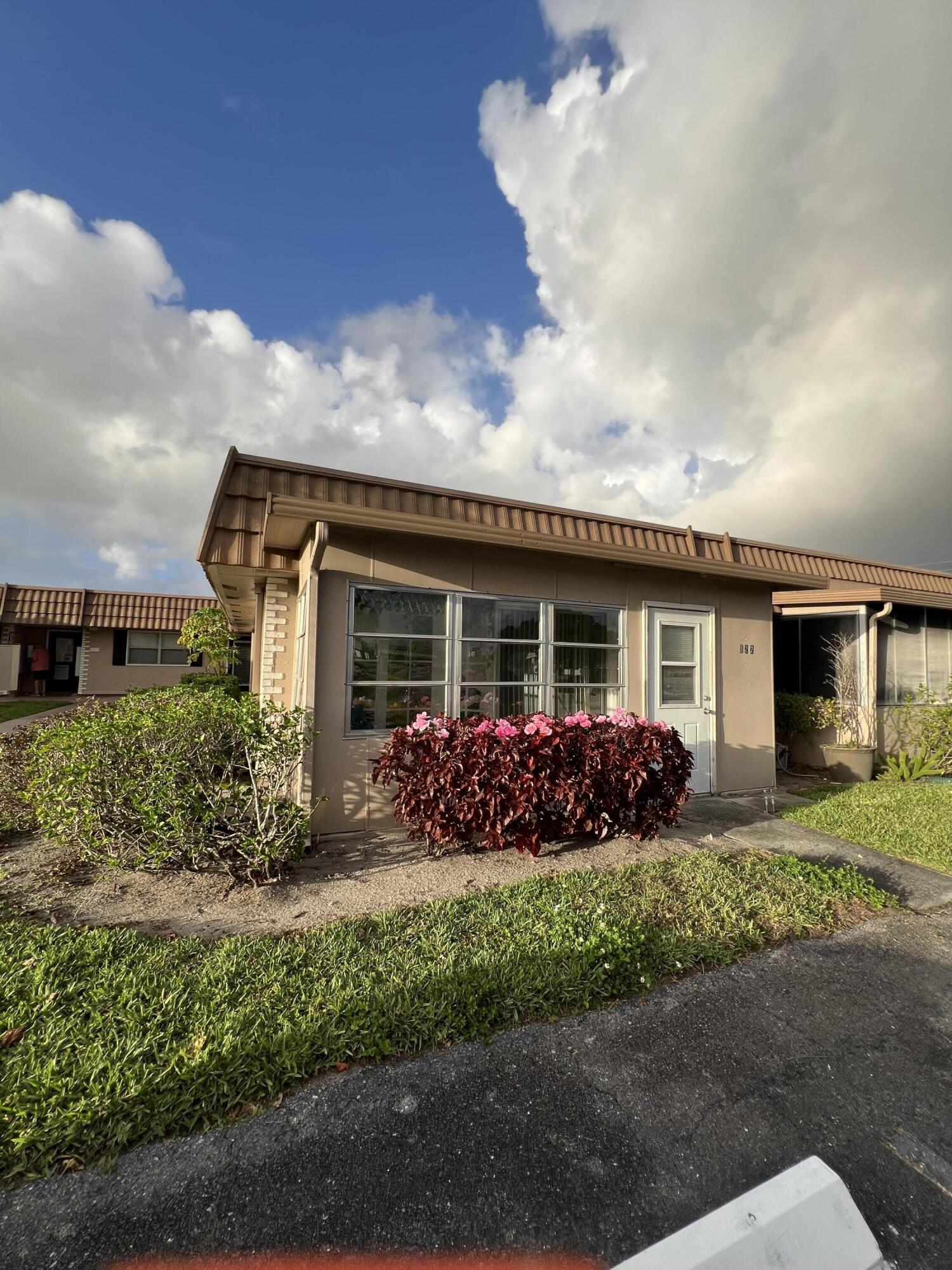 1BR – Condominium at 322 Seville N