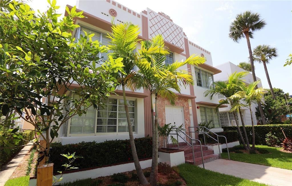 1BR – Condominium at 811 Jefferson Avenue #102