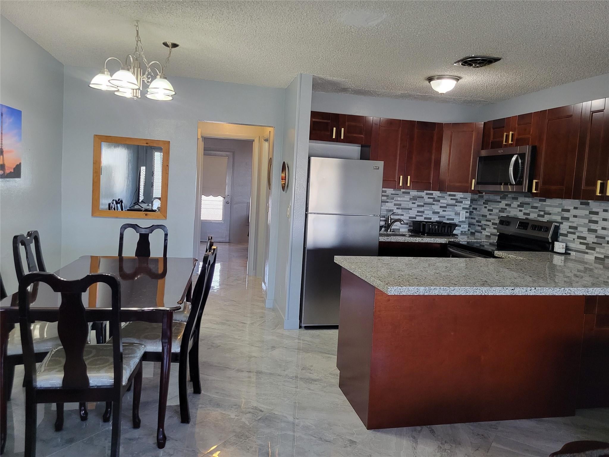 1BR – StockCooperative at 800 SW 11th Avenue #17