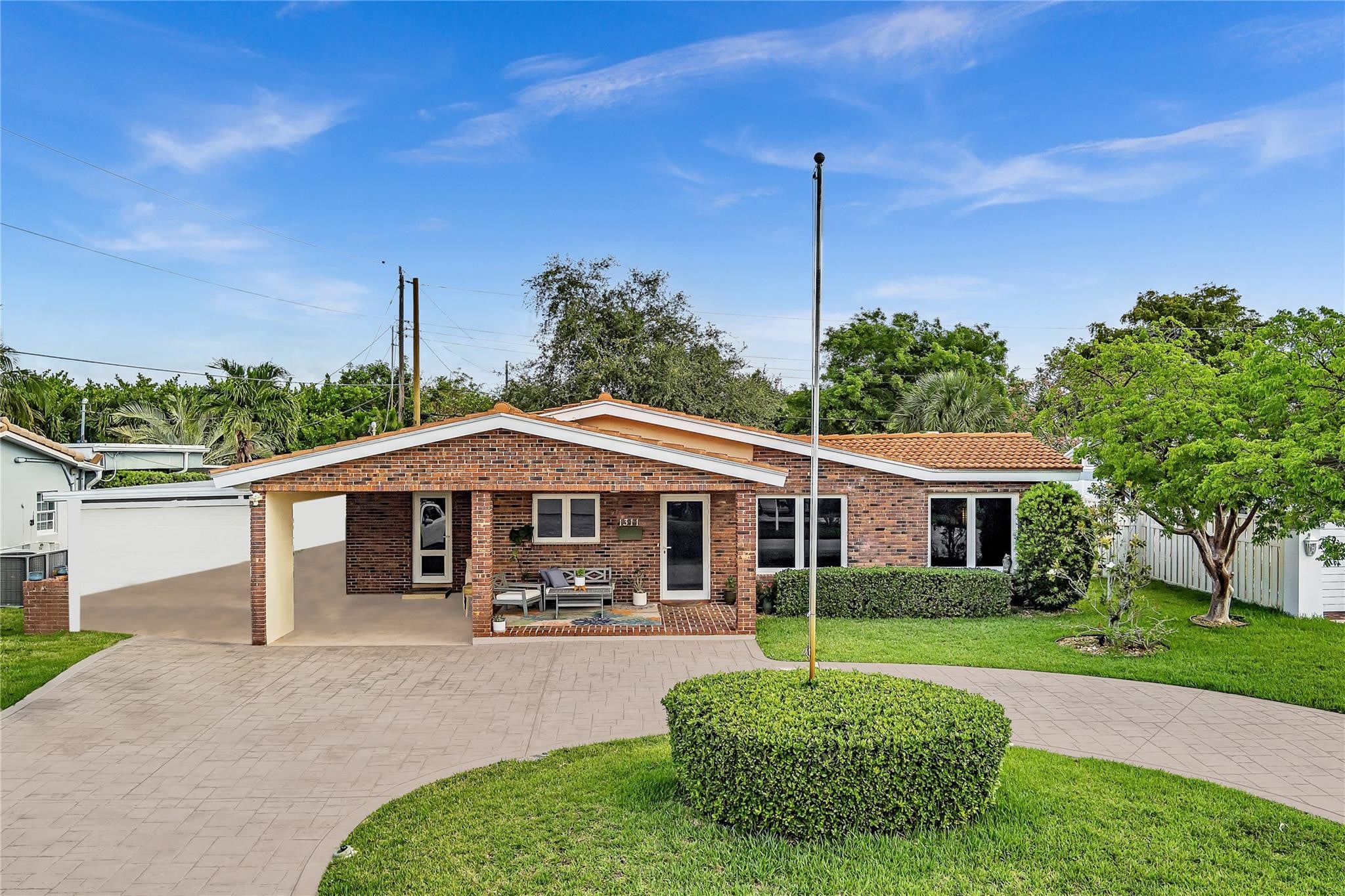 5BR – SingleFamilyResidence at 1311 NE 42nd Street