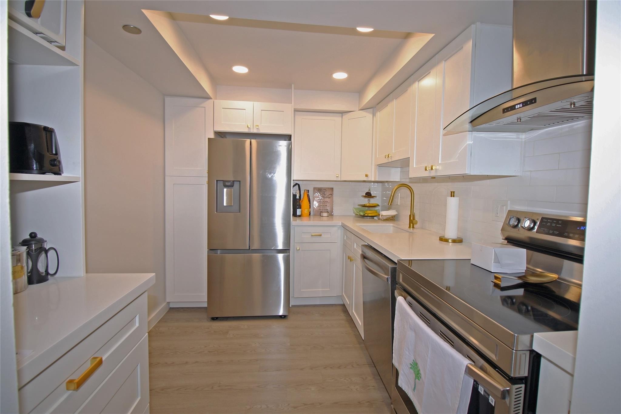 2BR – Condominium at 1100 Saint Charles Place #521