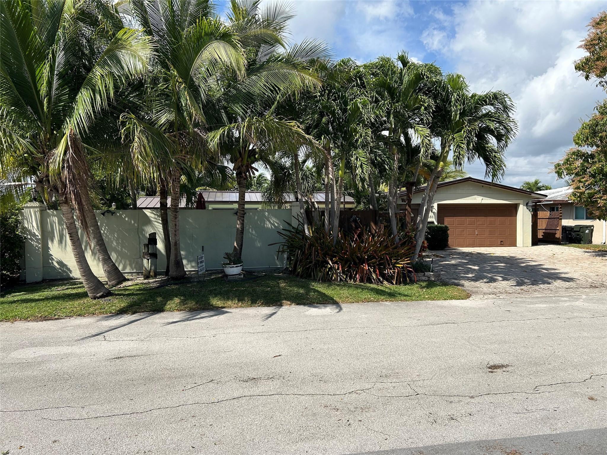 4BR – SingleFamilyResidence at 5631 NE 16th Avenue