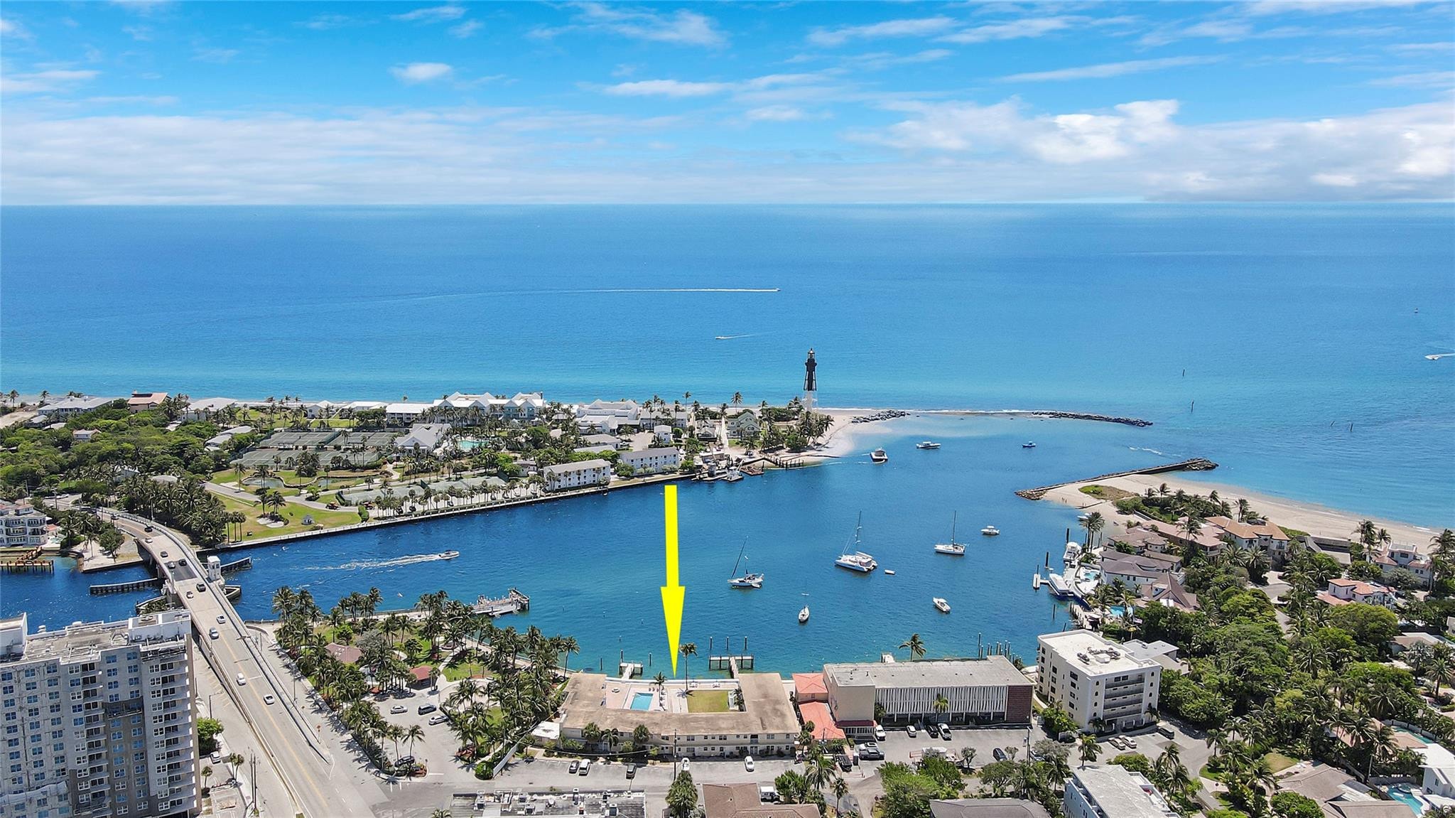 1BR – Condominium at 2508 Bay Drive #13