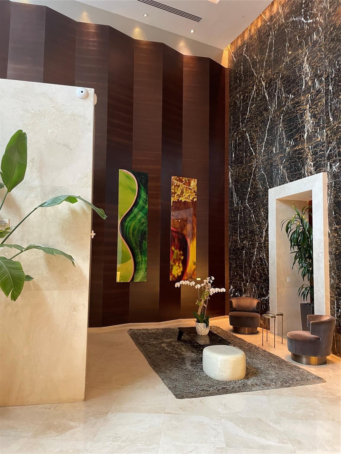 3BR – Condominium at 16001 Collins Avenue #502