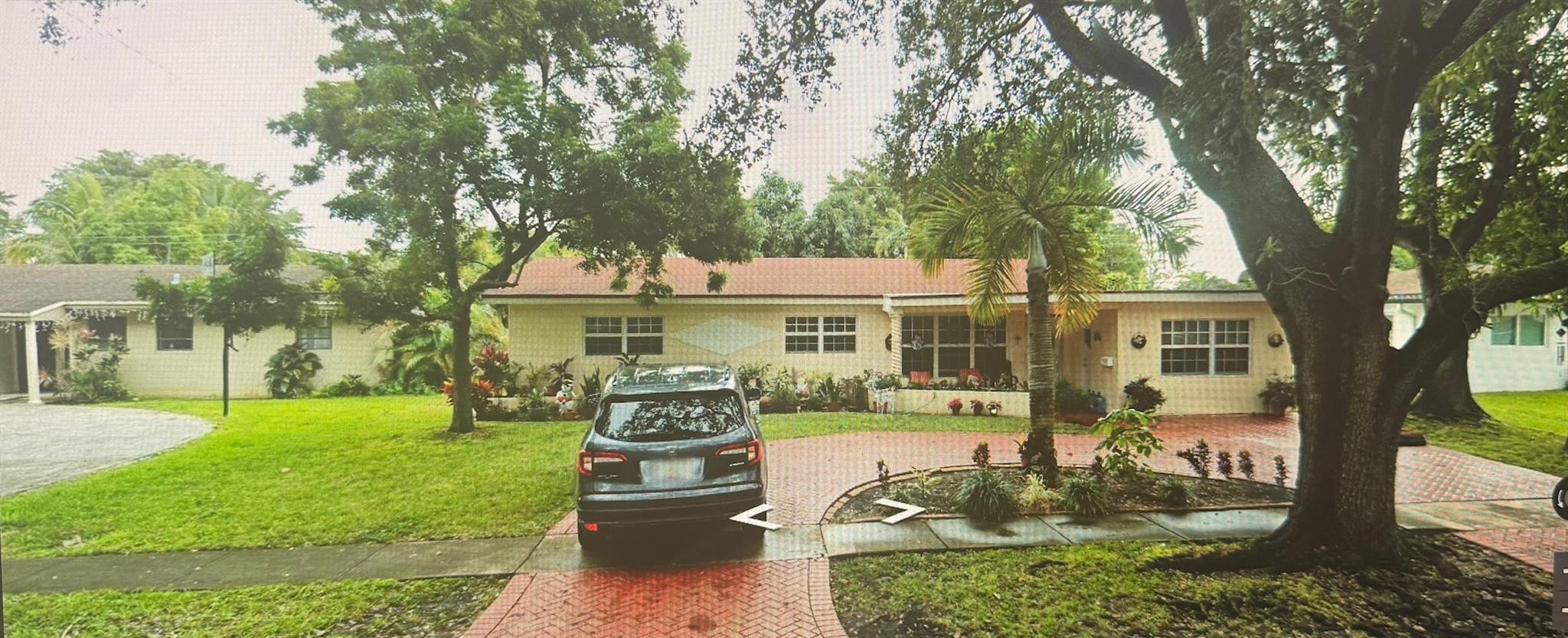 5BR – SingleFamilyResidence at 5620 Monroe Street