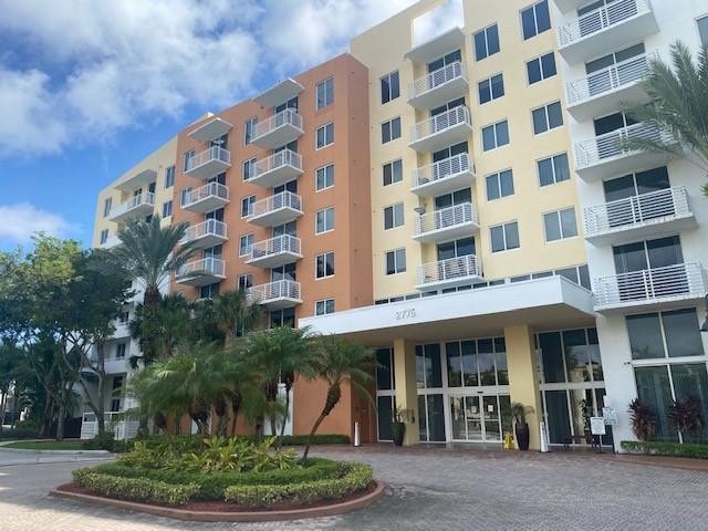 2BR – Condominium at 2775 NE 187th Street #523