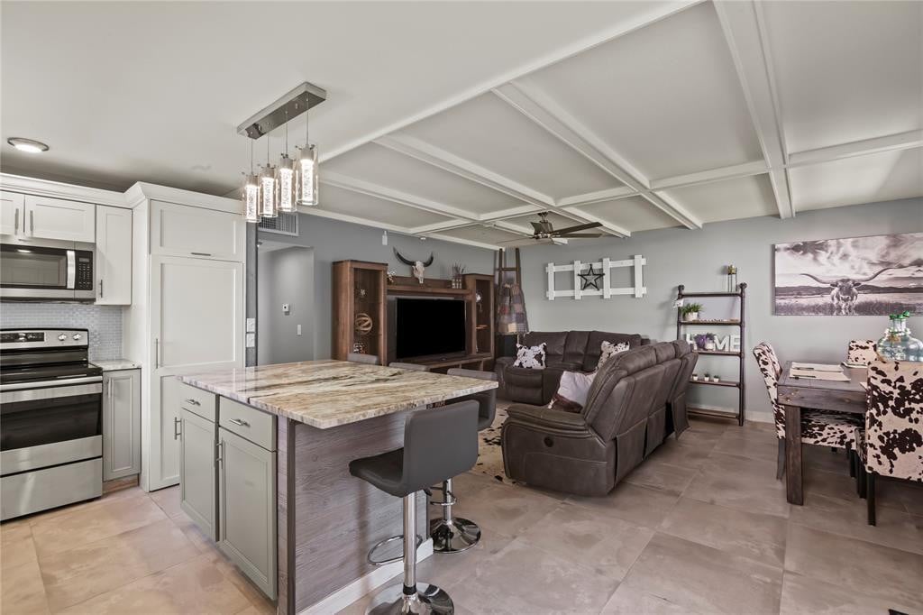 2BR – Condominium at 352 Saxony Trail #352
